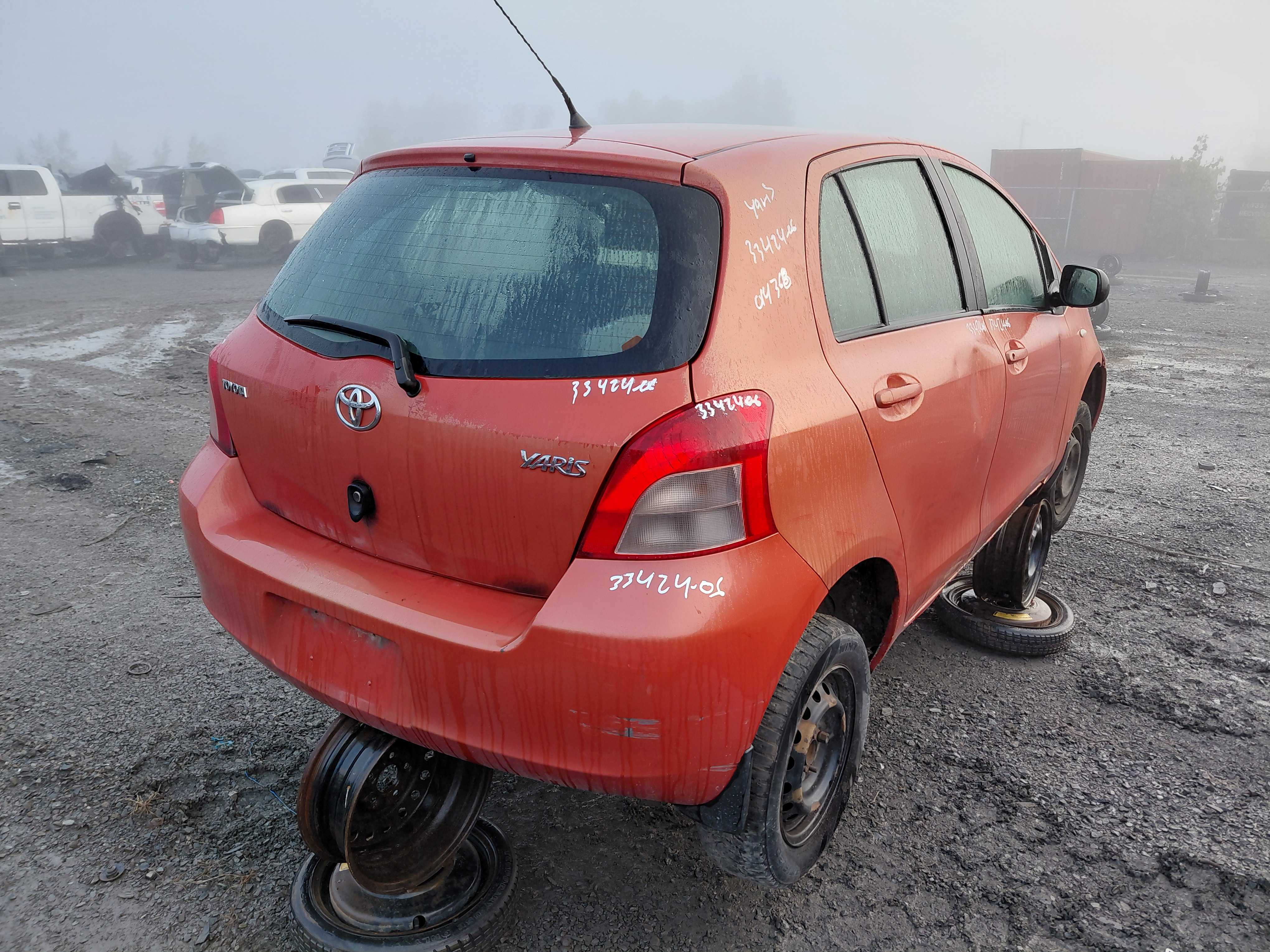 TOYOTA YARIS 2006