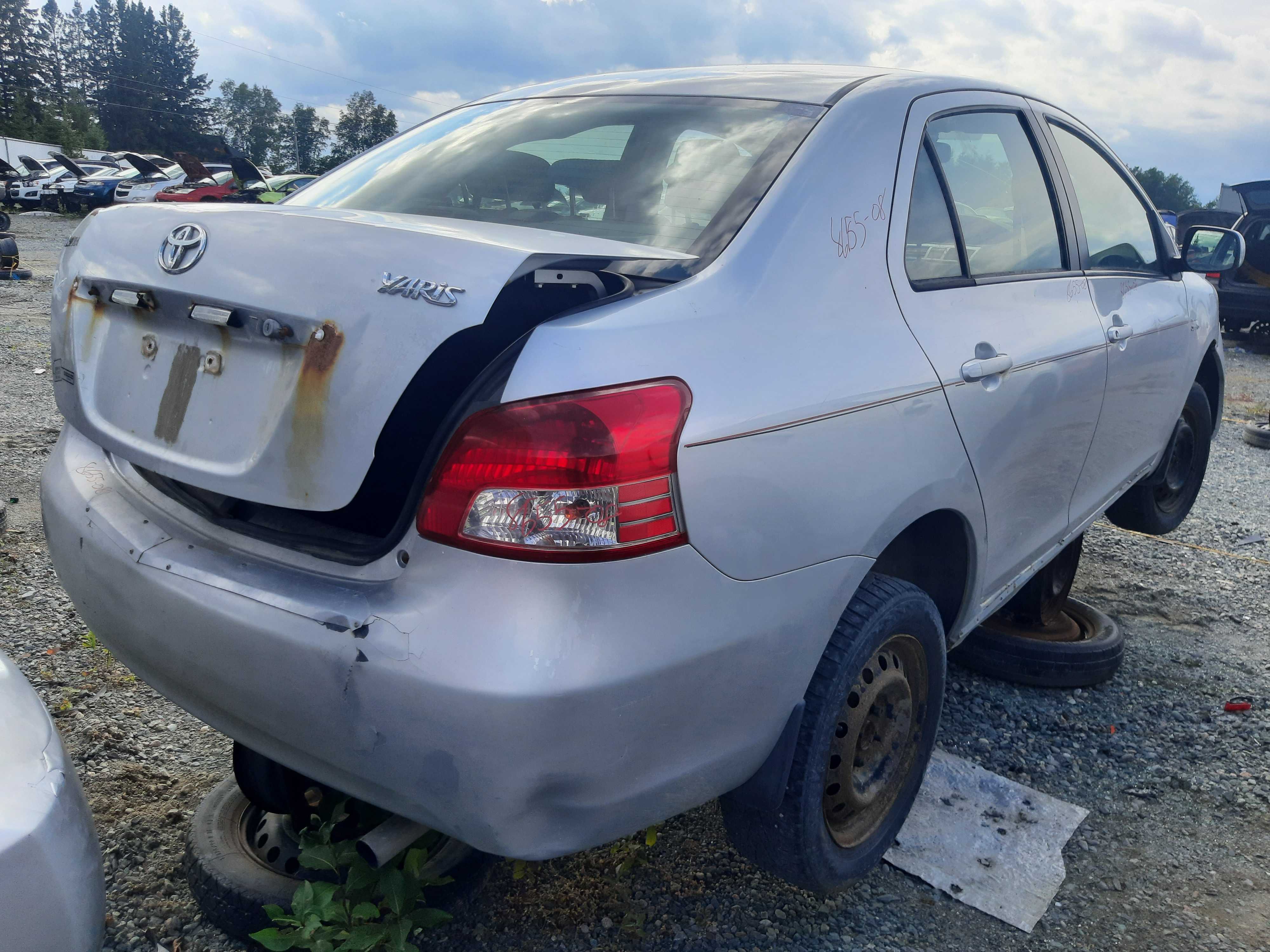 TOYOTA YARIS 2008