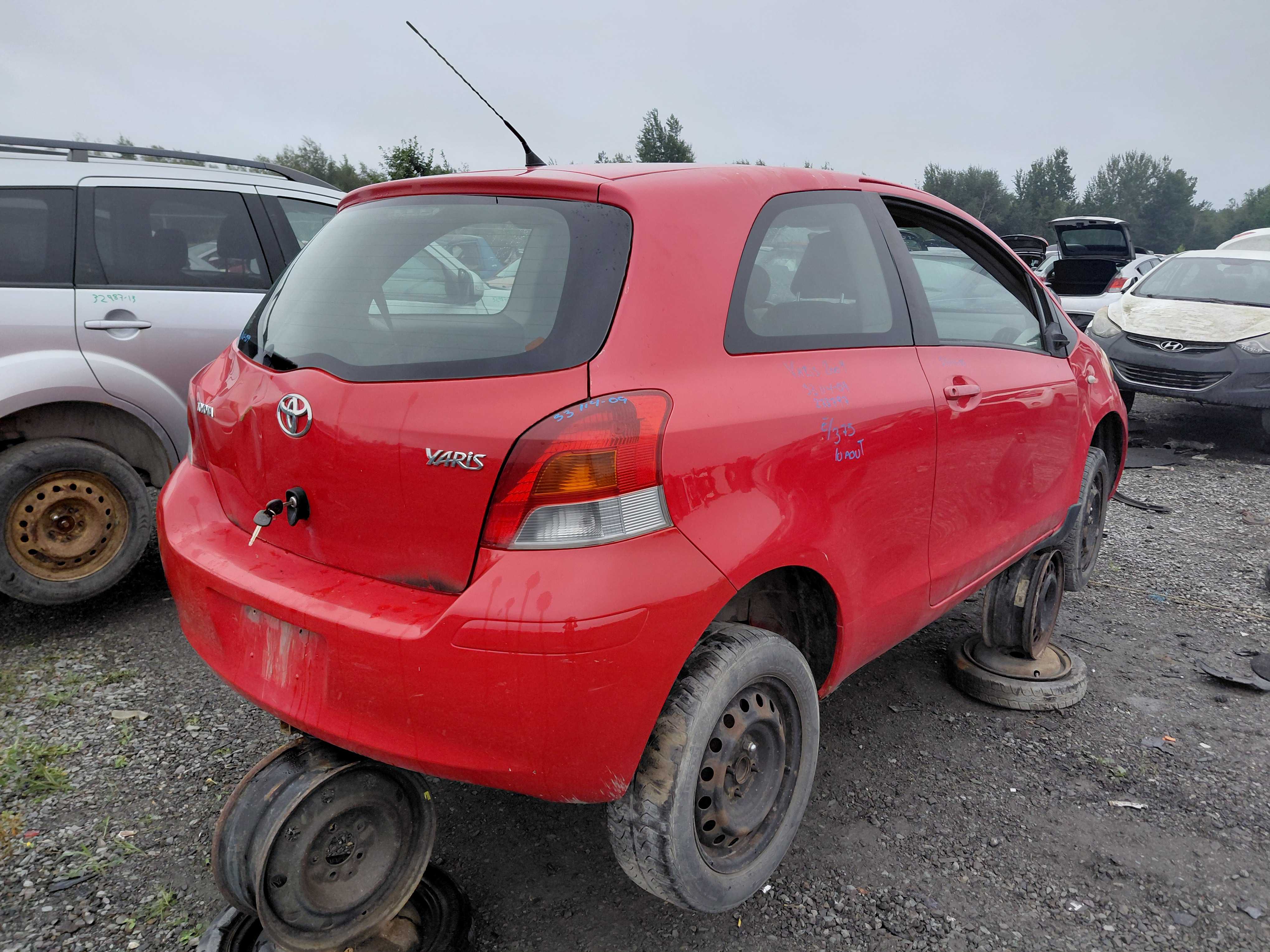 TOYOTA YARIS 2009