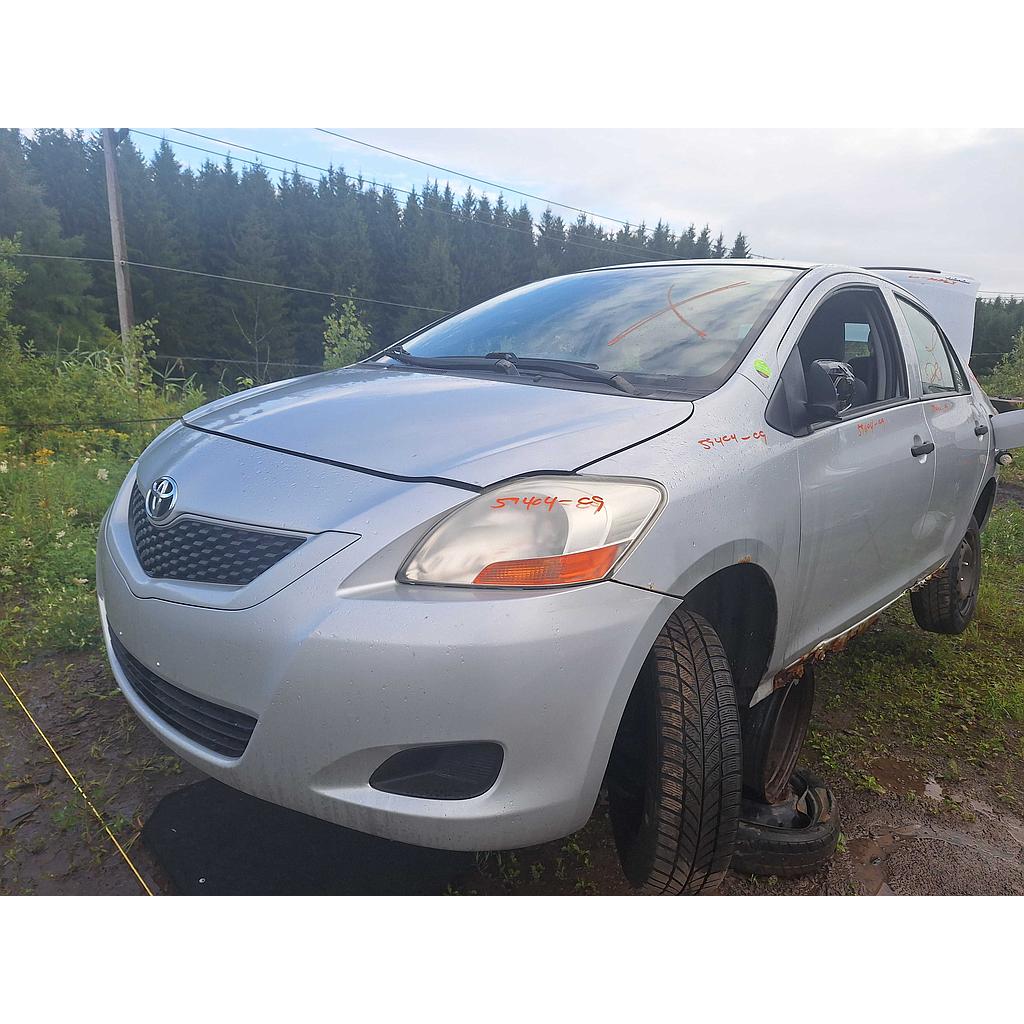 TOYOTA YARIS 2009