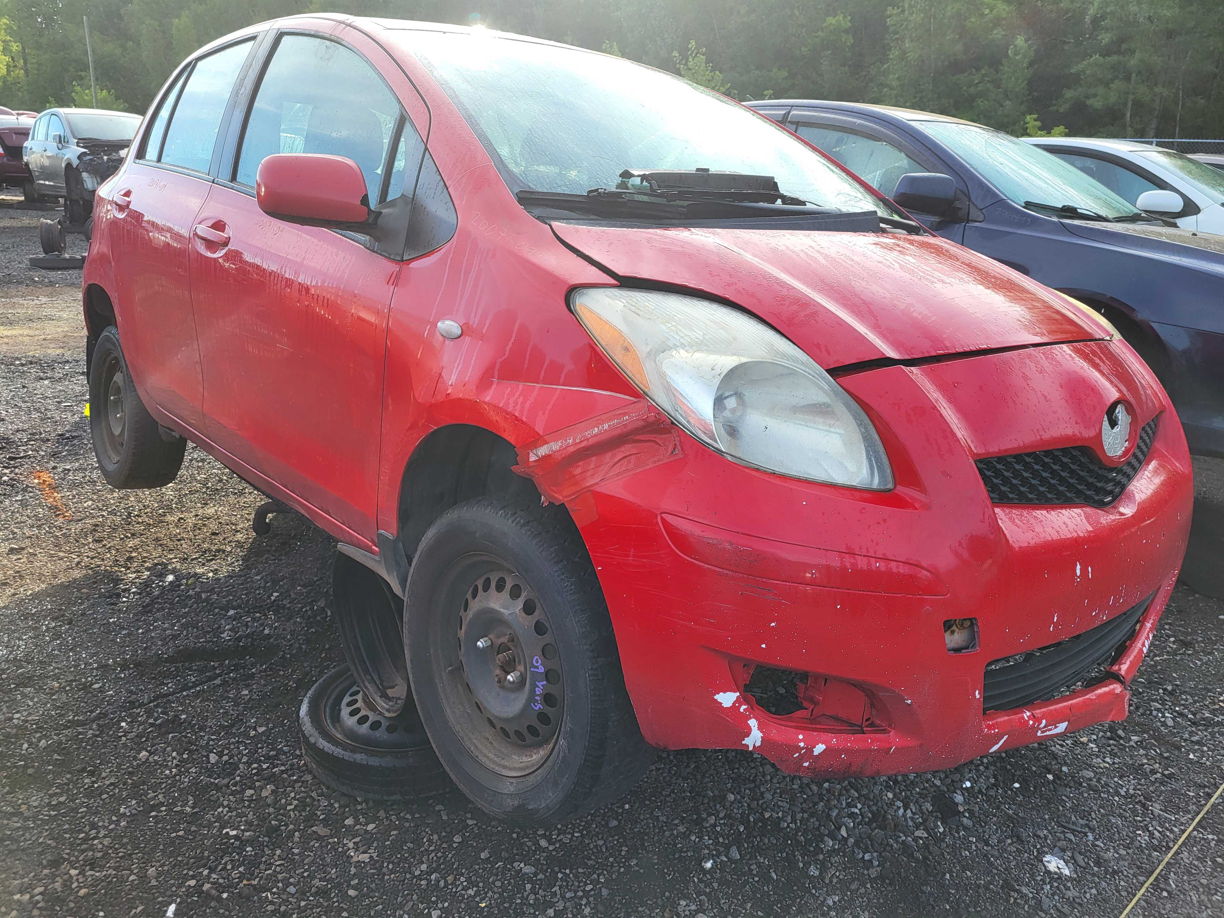 TOYOTA YARIS 2009