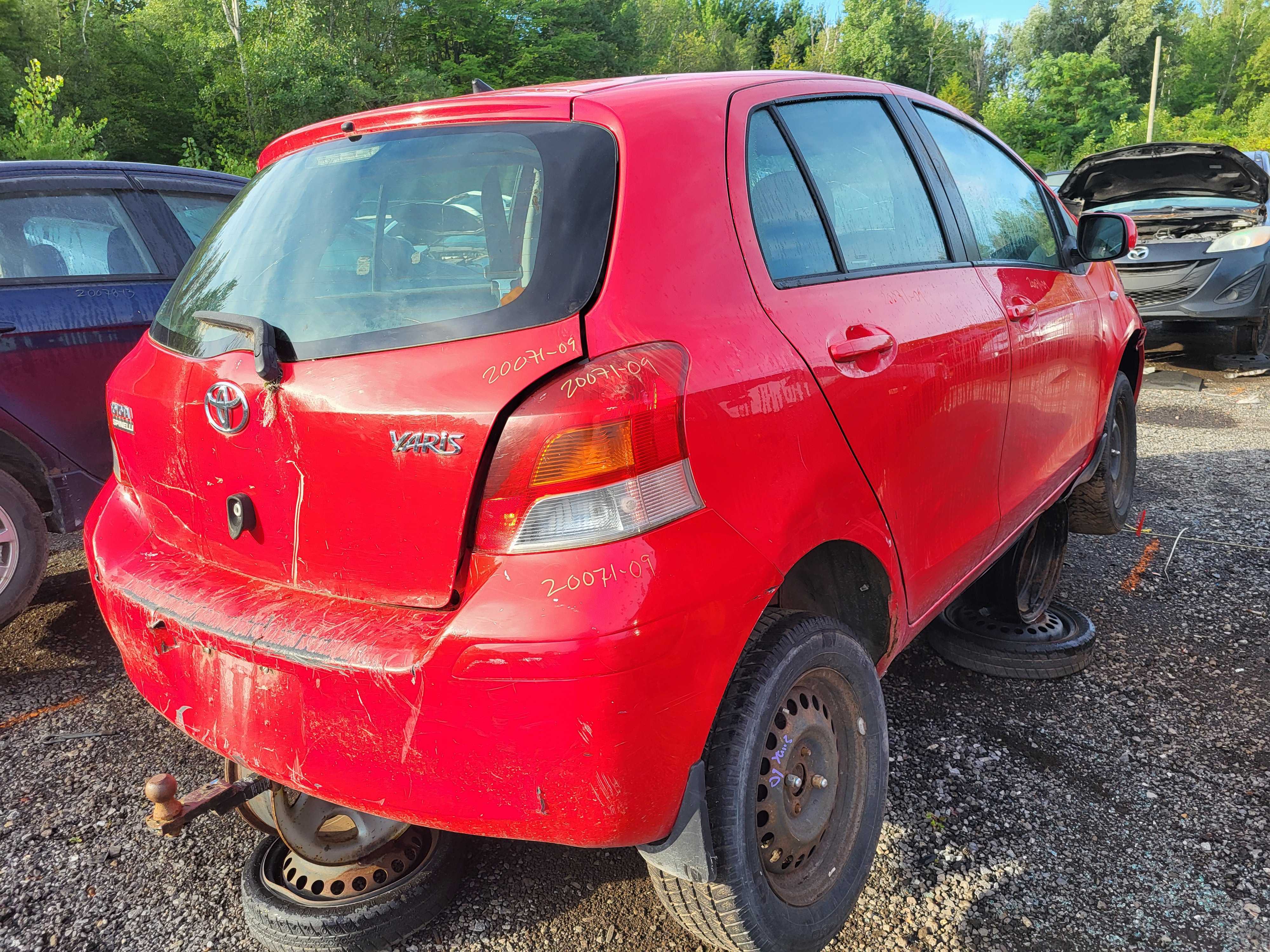 TOYOTA YARIS 2009