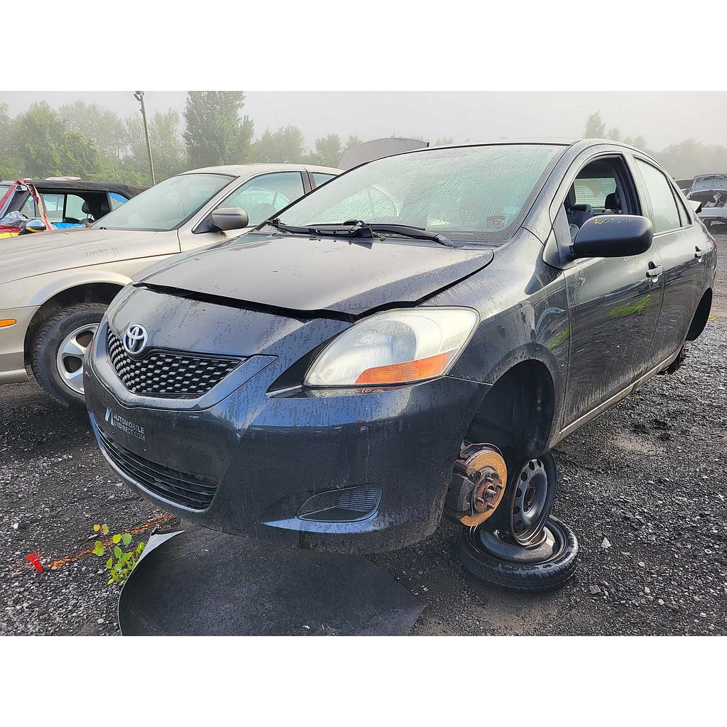 TOYOTA YARIS 2010