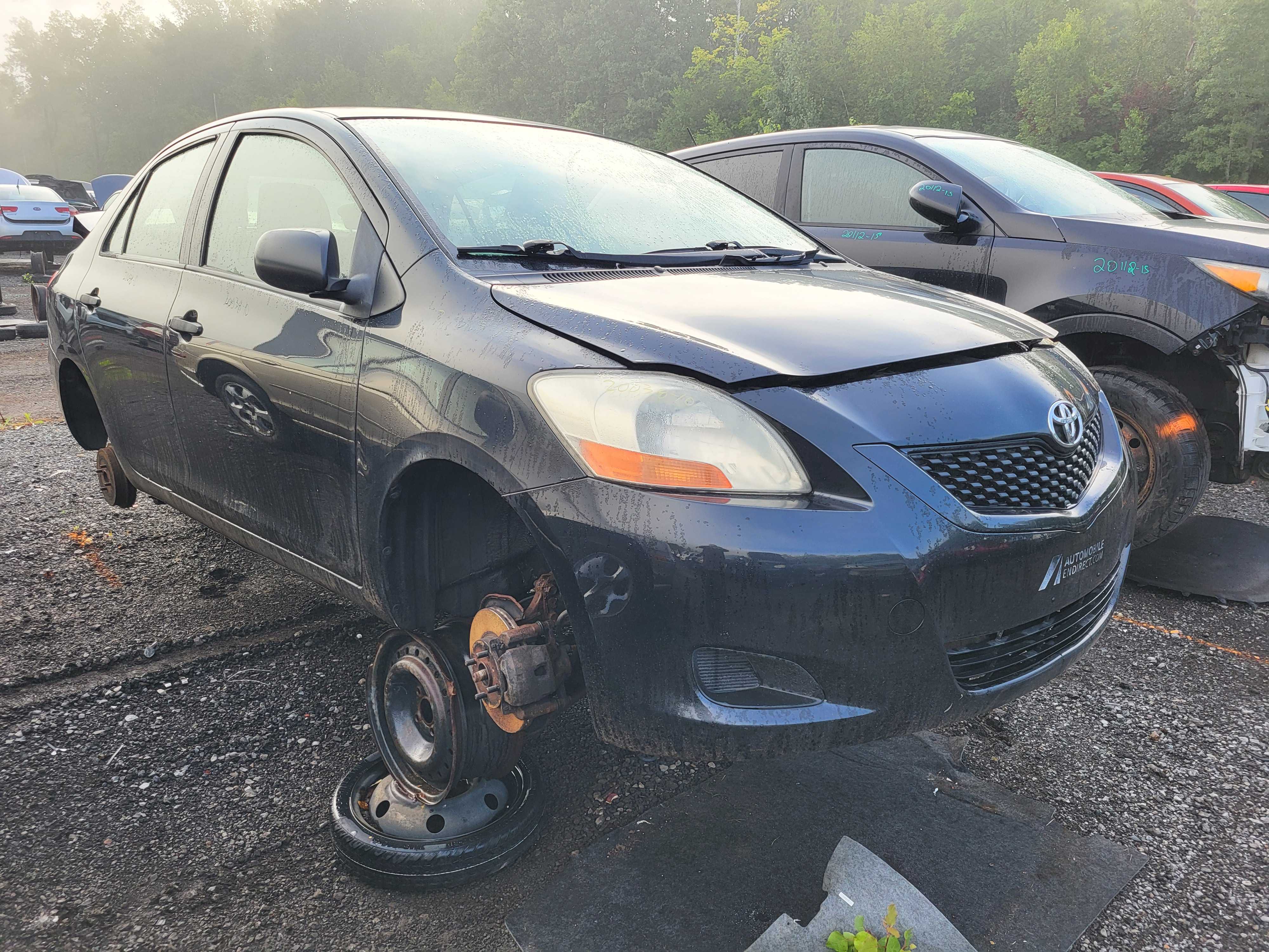 TOYOTA YARIS 2010