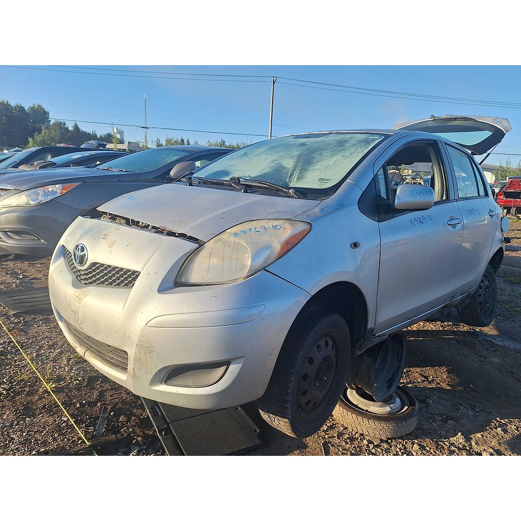 TOYOTA YARIS 2010