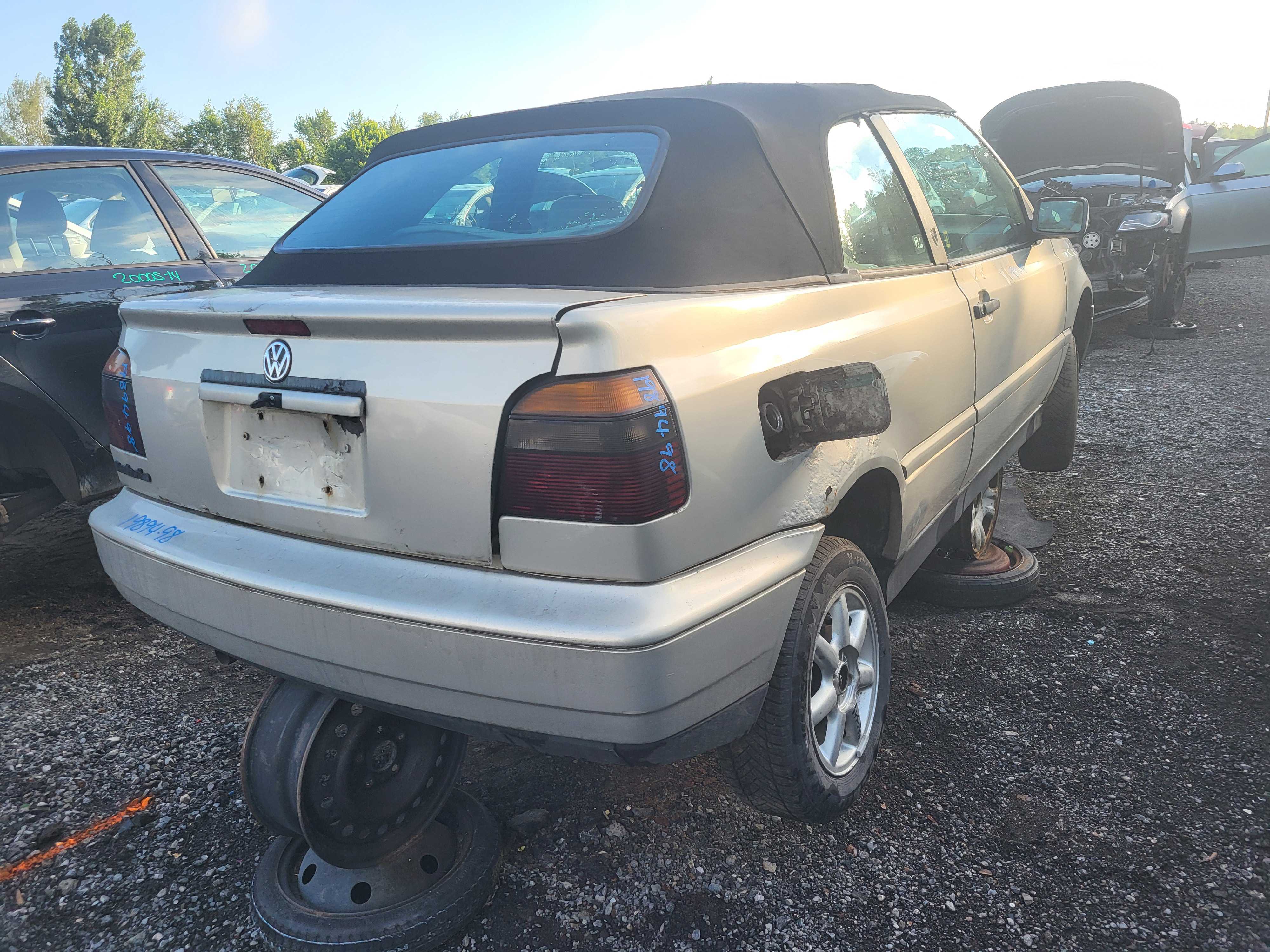VOLKSWAGEN CABRIO 1998