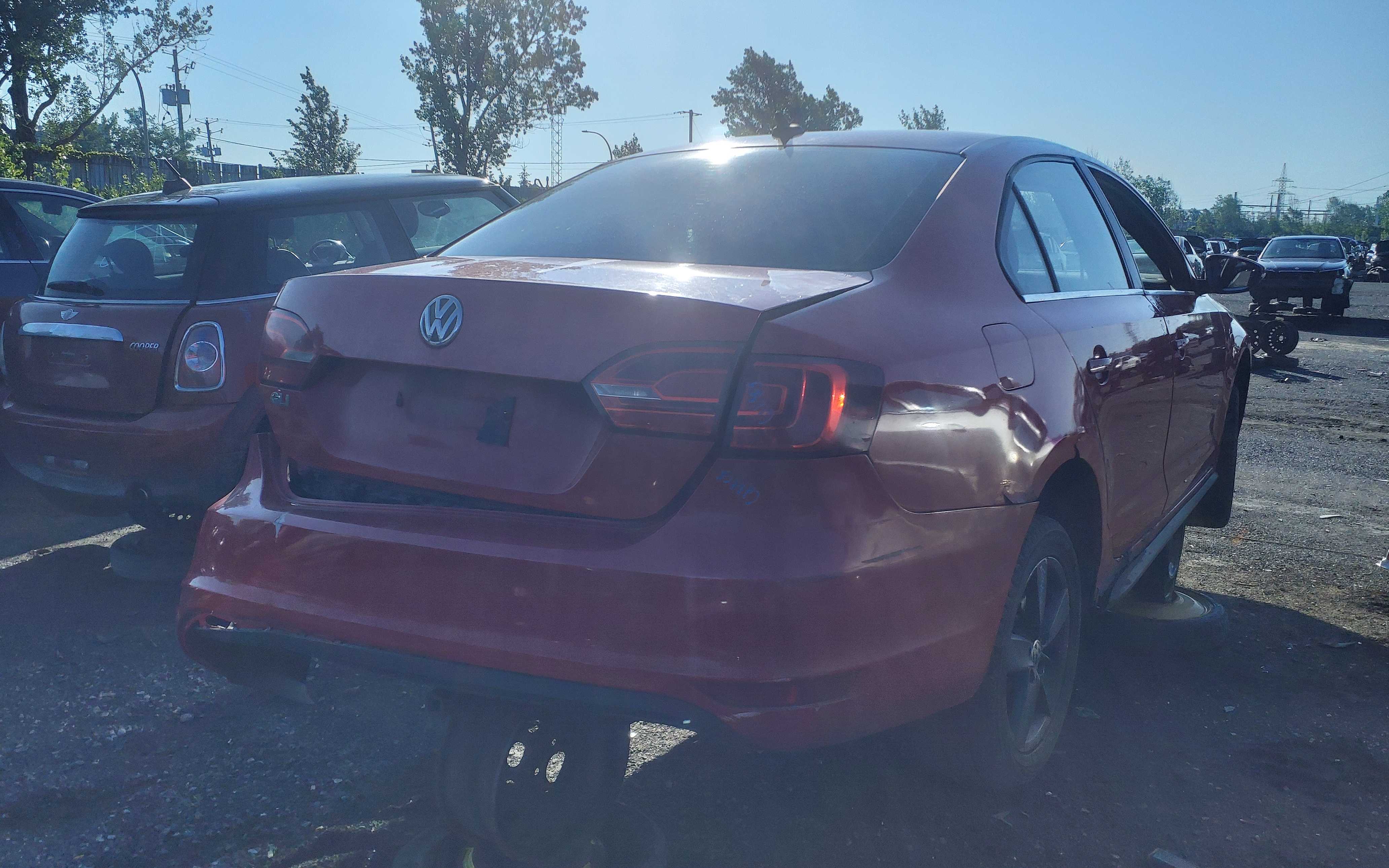 VOLKSWAGEN GLI 2012