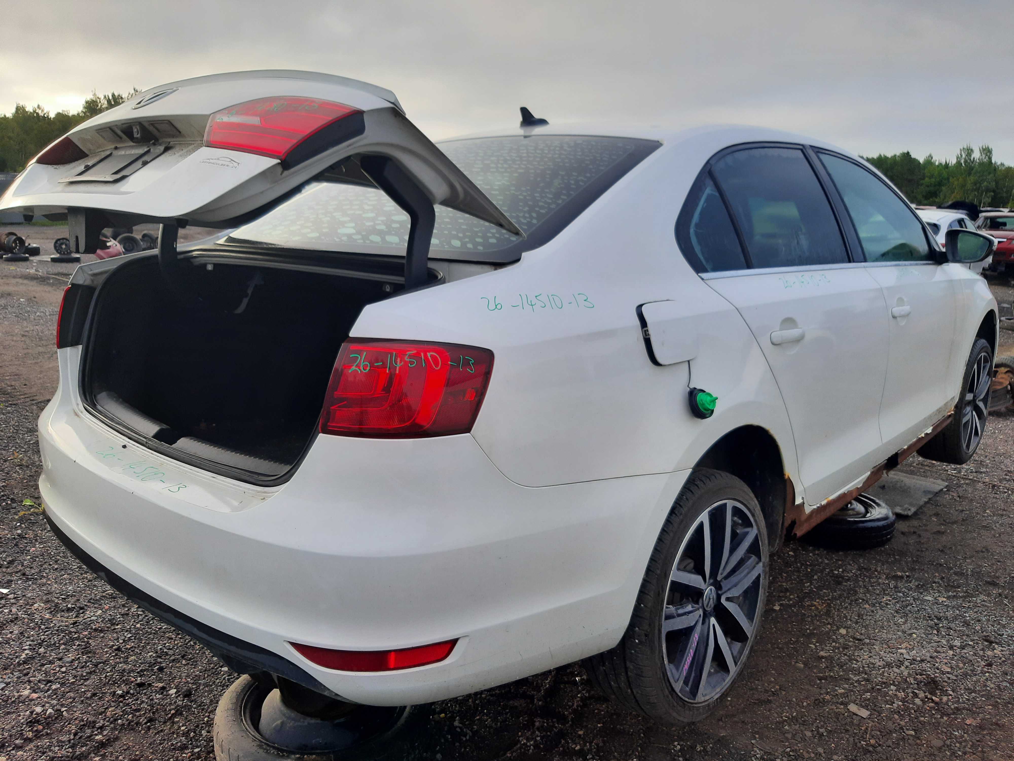 VOLKSWAGEN GLI 2013