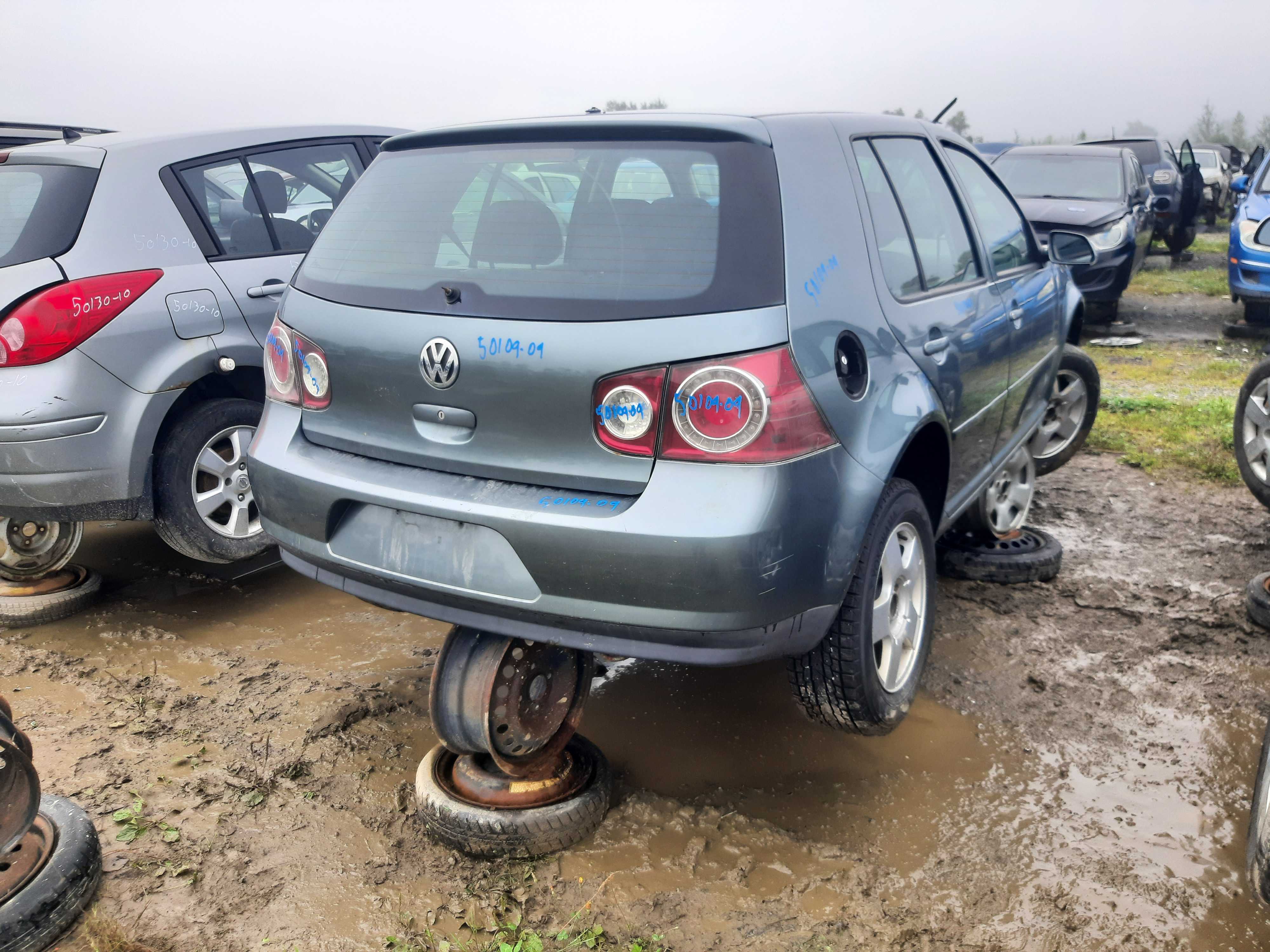 VOLKSWAGEN GOLF 2009