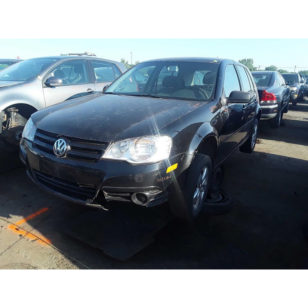 VOLKSWAGEN GOLF 2010