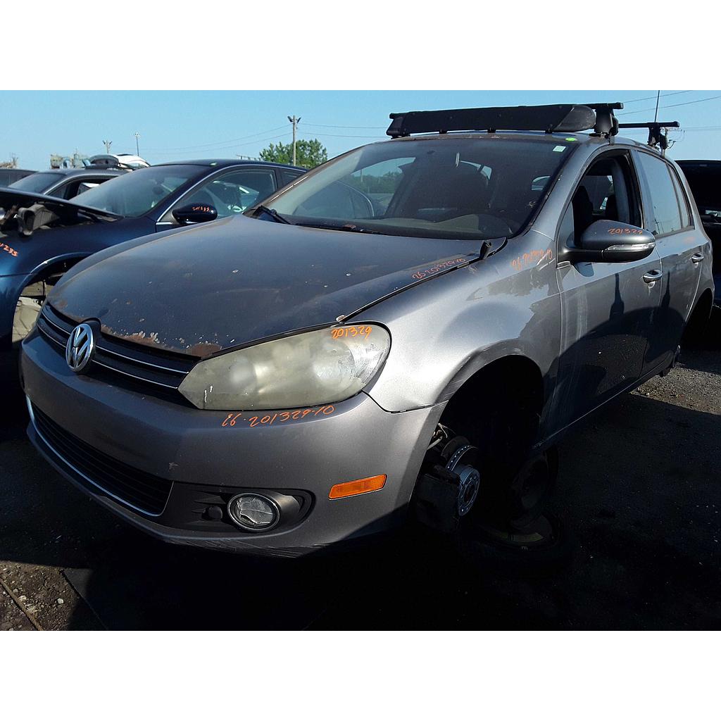 VOLKSWAGEN GOLF 2010