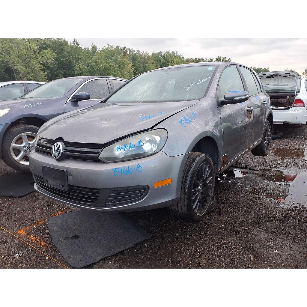 VOLKSWAGEN GOLF 2010