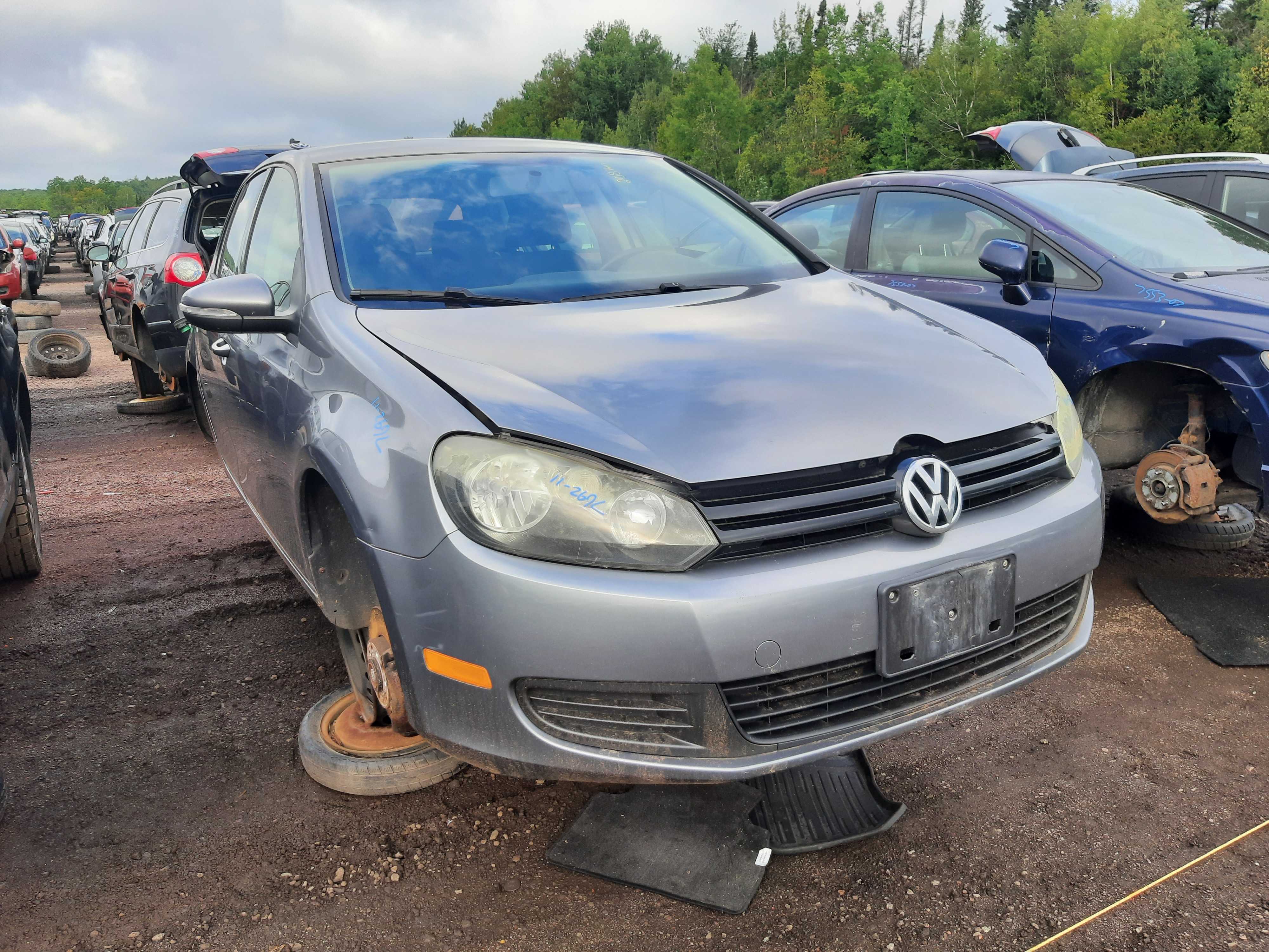 VOLKSWAGEN GOLF 2011