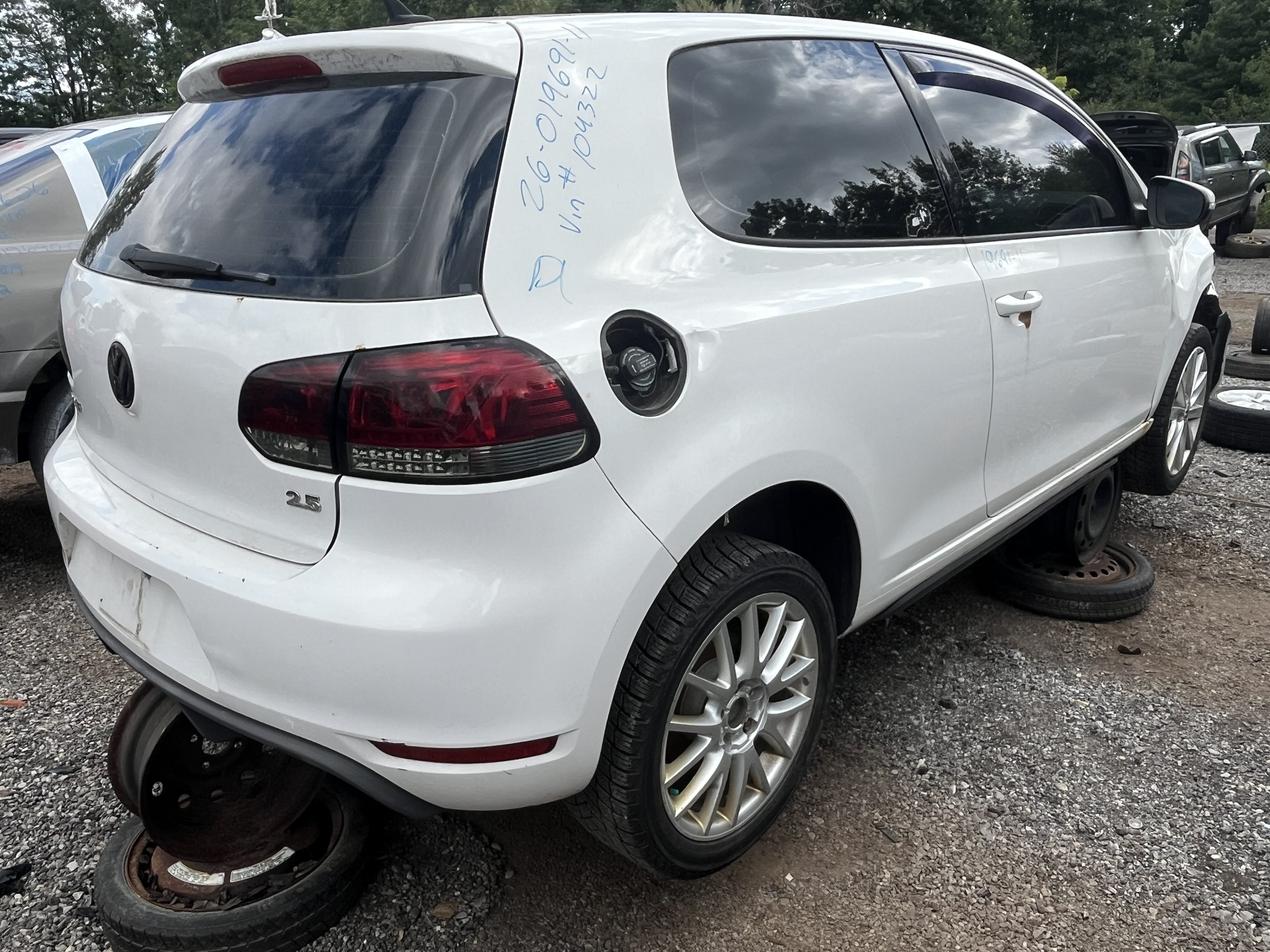 VOLKSWAGEN GOLF 2011