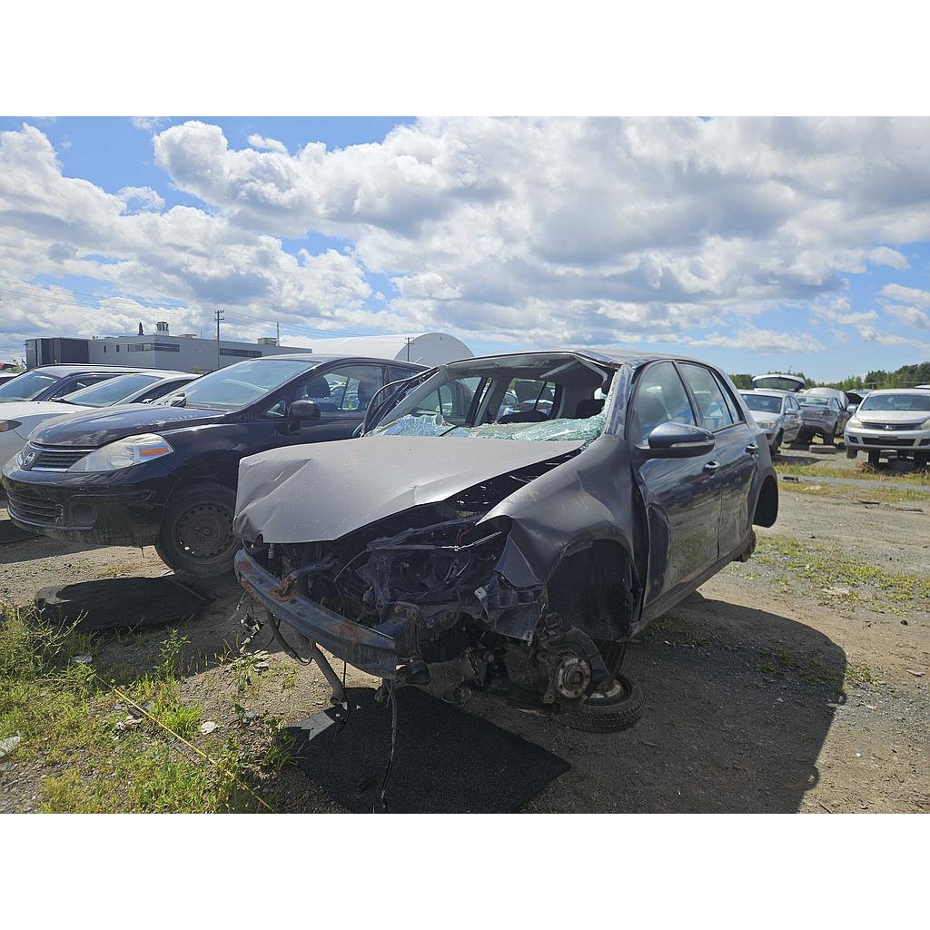 VOLKSWAGEN GOLF 2012