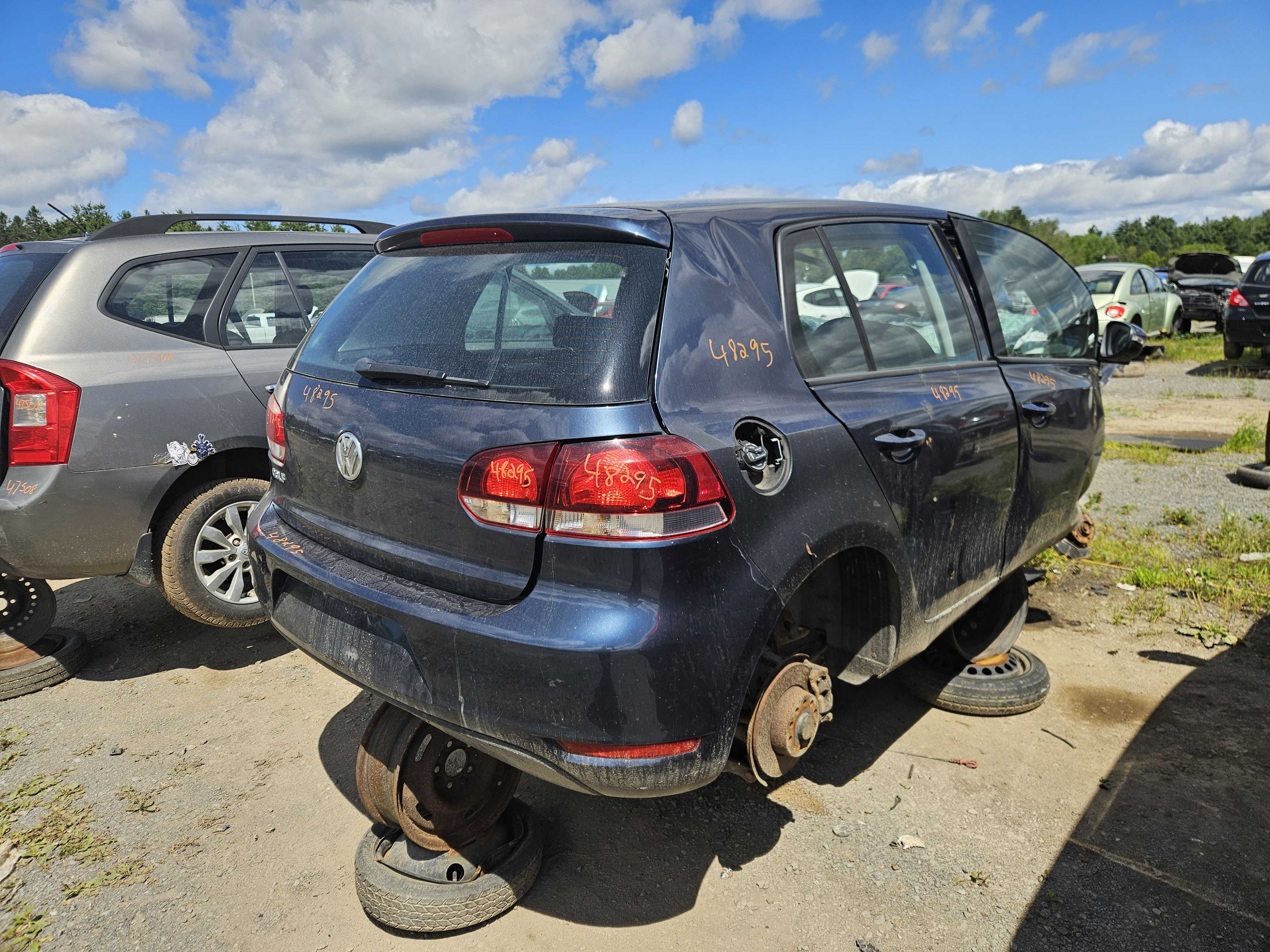 VOLKSWAGEN GOLF 2012