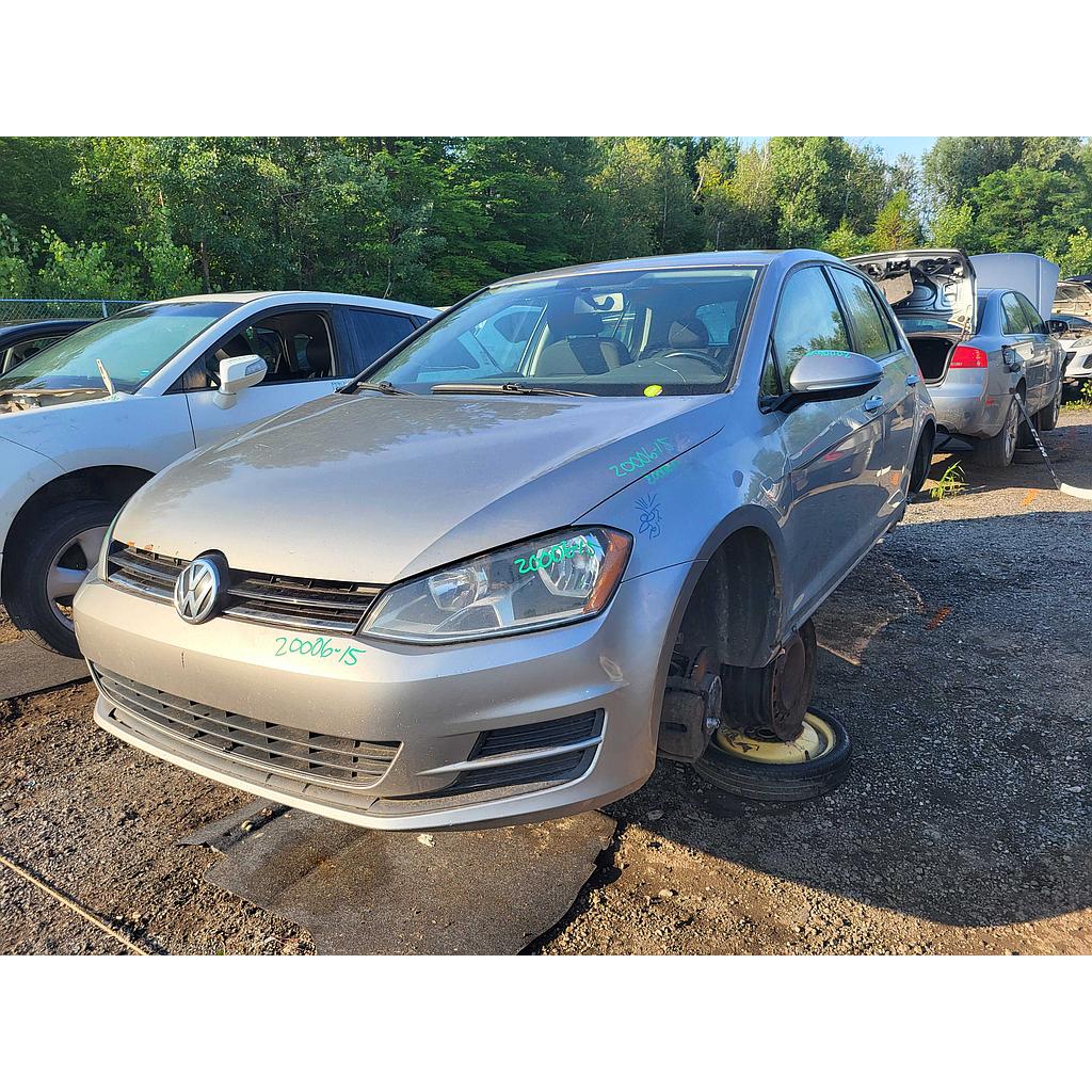 VOLKSWAGEN GOLF 2015