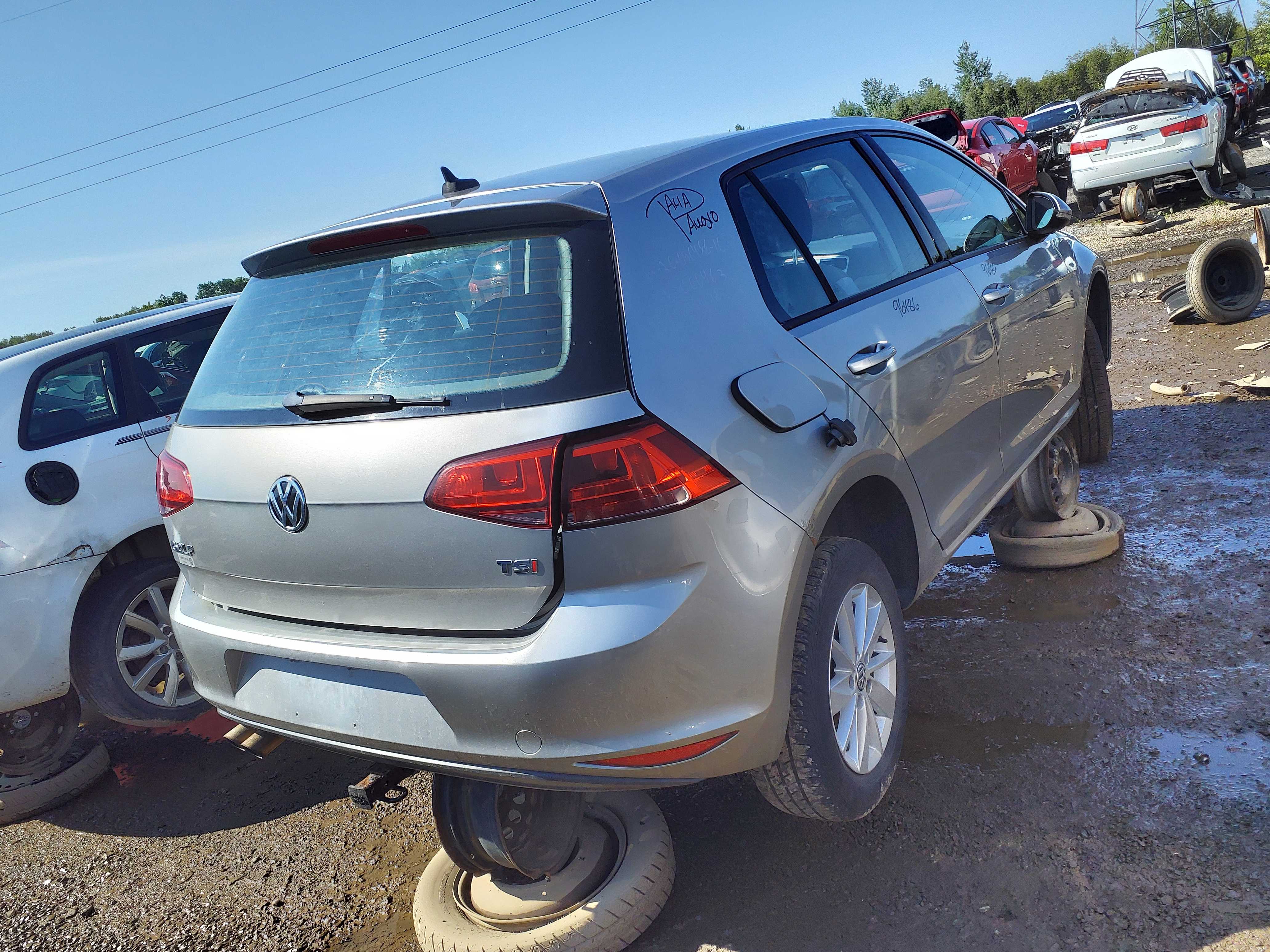 VOLKSWAGEN GOLF 2016
