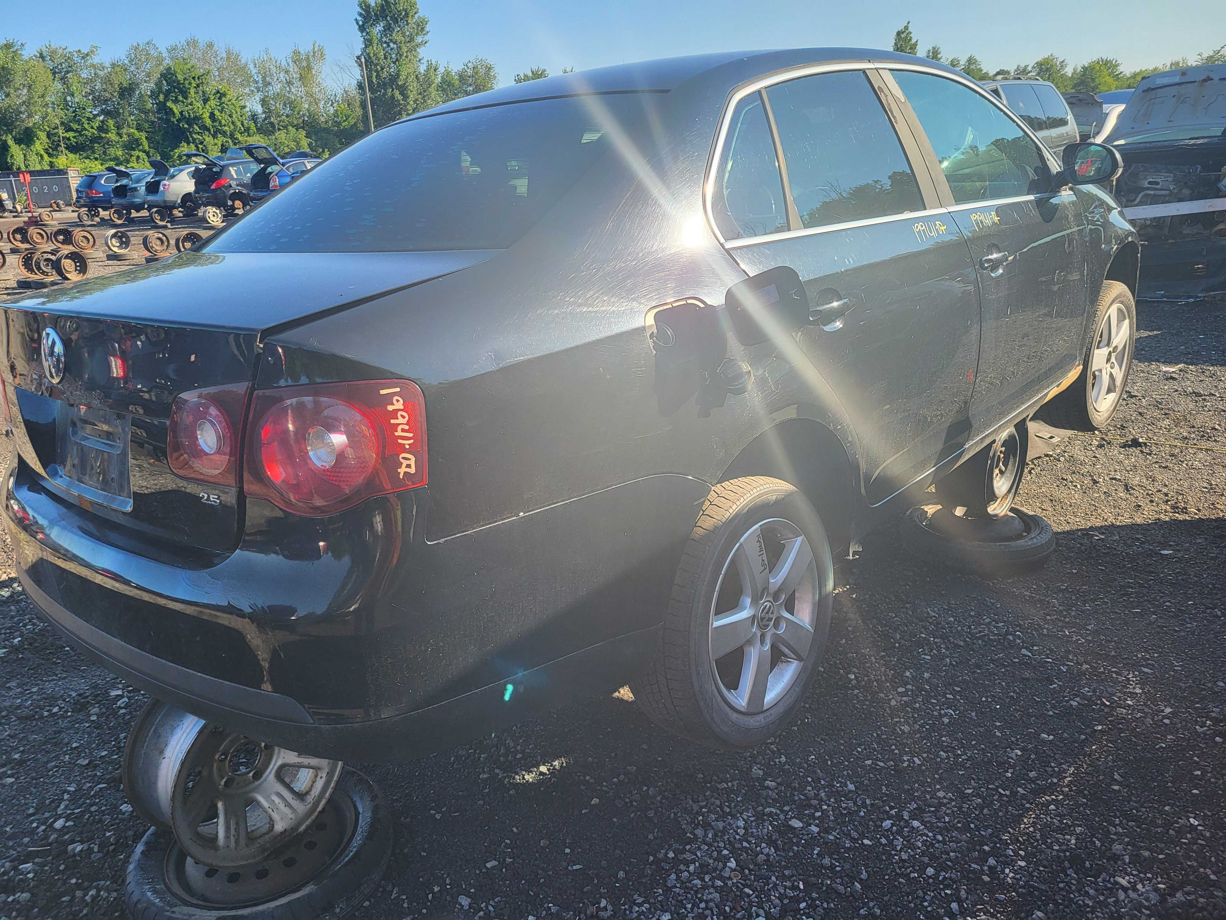 VOLKSWAGEN JETTA 2009