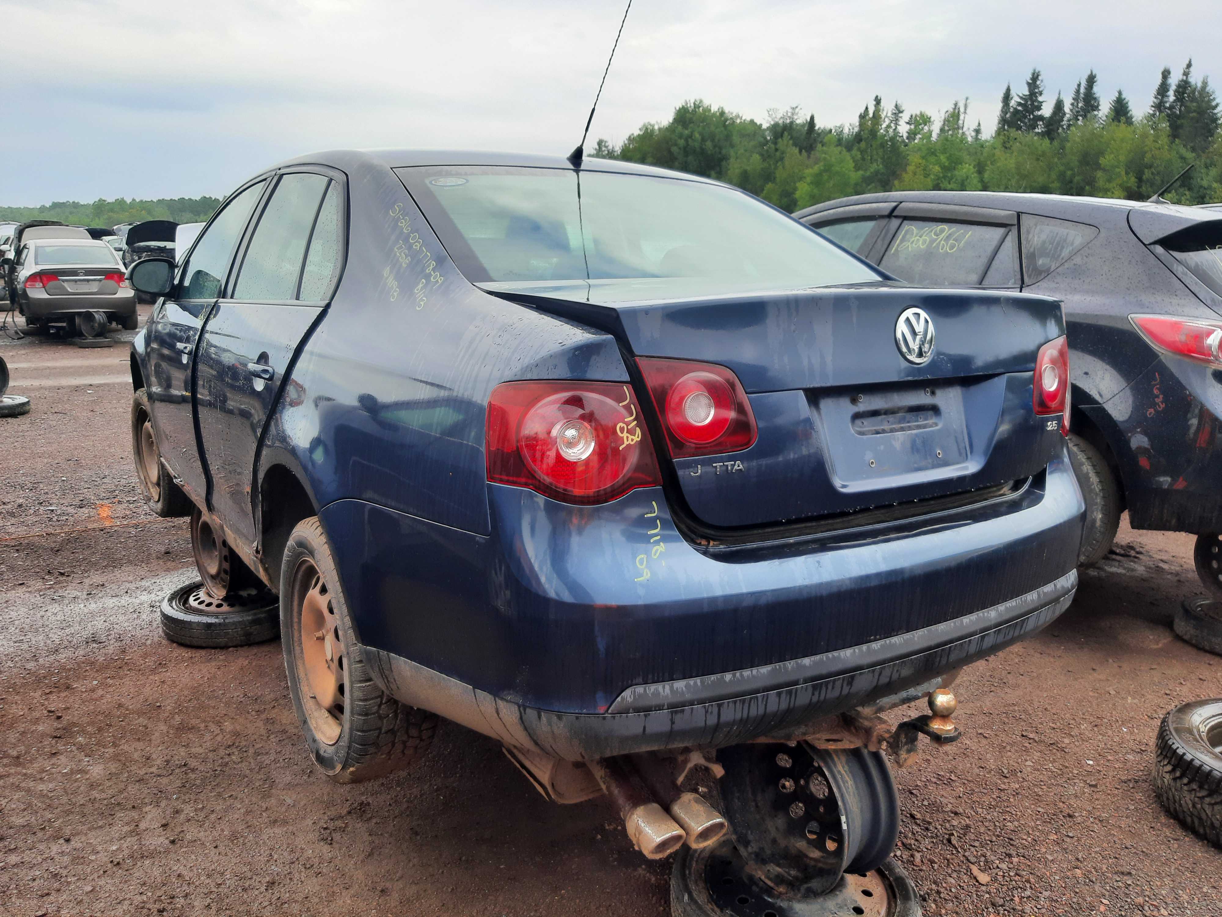 VOLKSWAGEN JETTA 2009