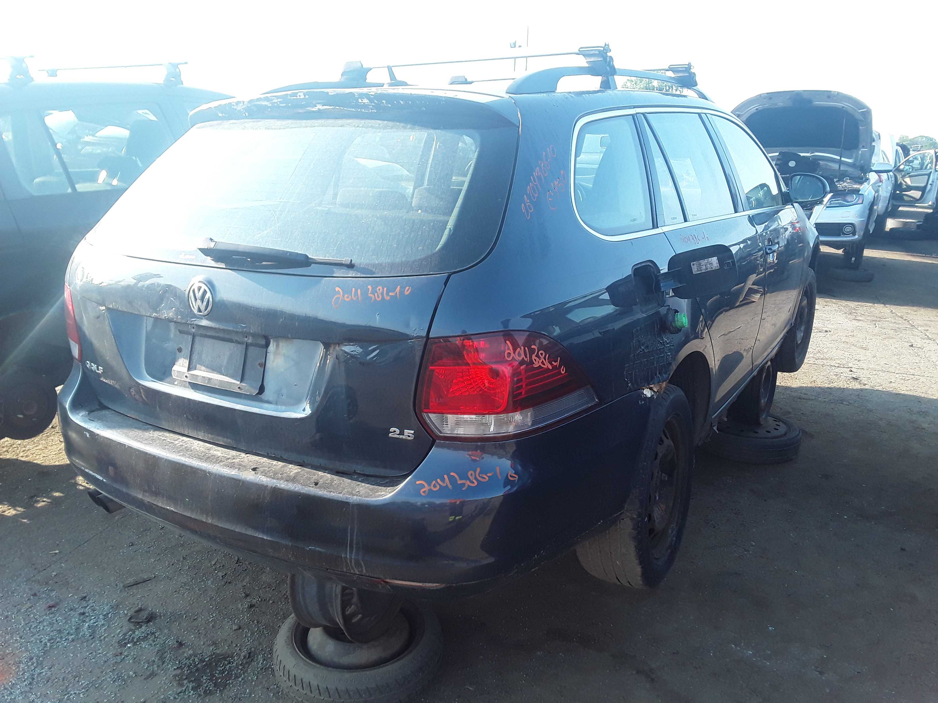 VOLKSWAGEN JETTA 2010