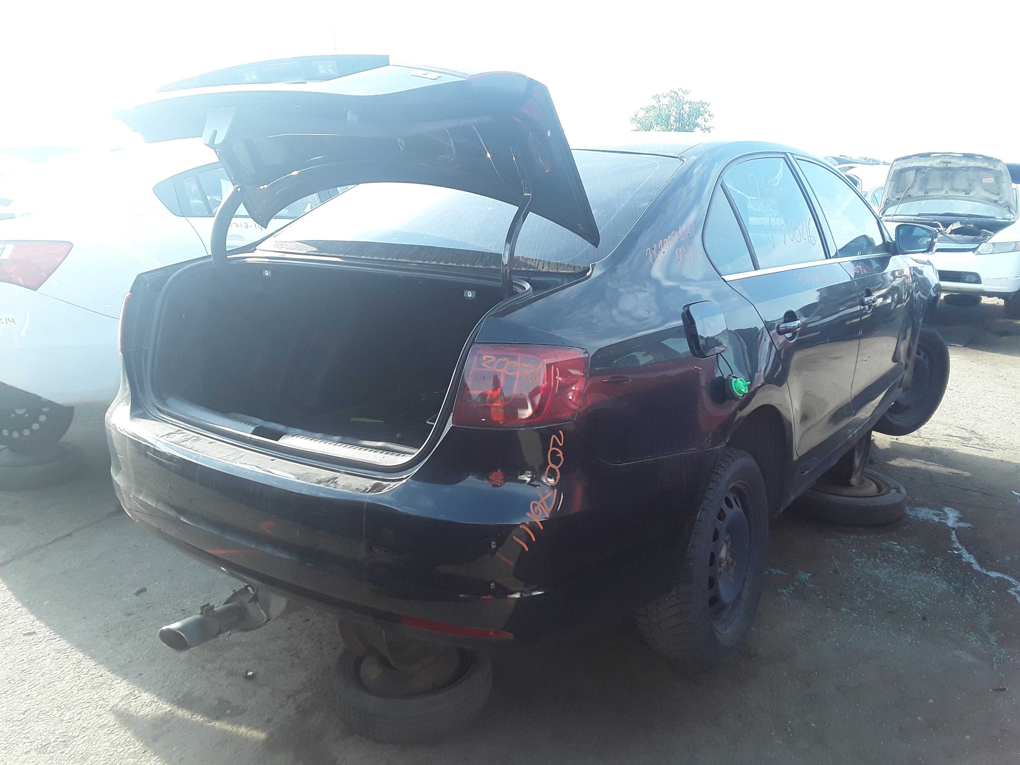VOLKSWAGEN JETTA 2011