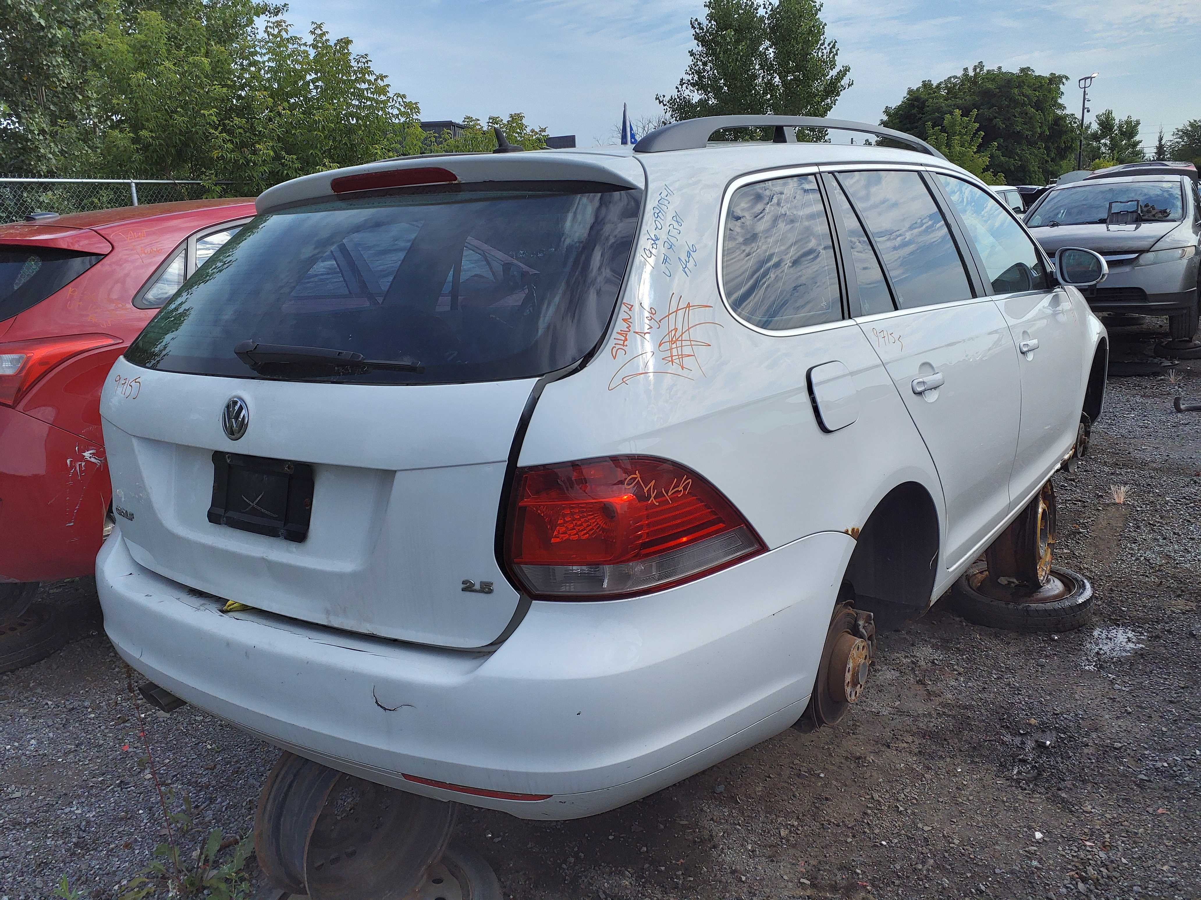 VOLKSWAGEN JETTA 2011