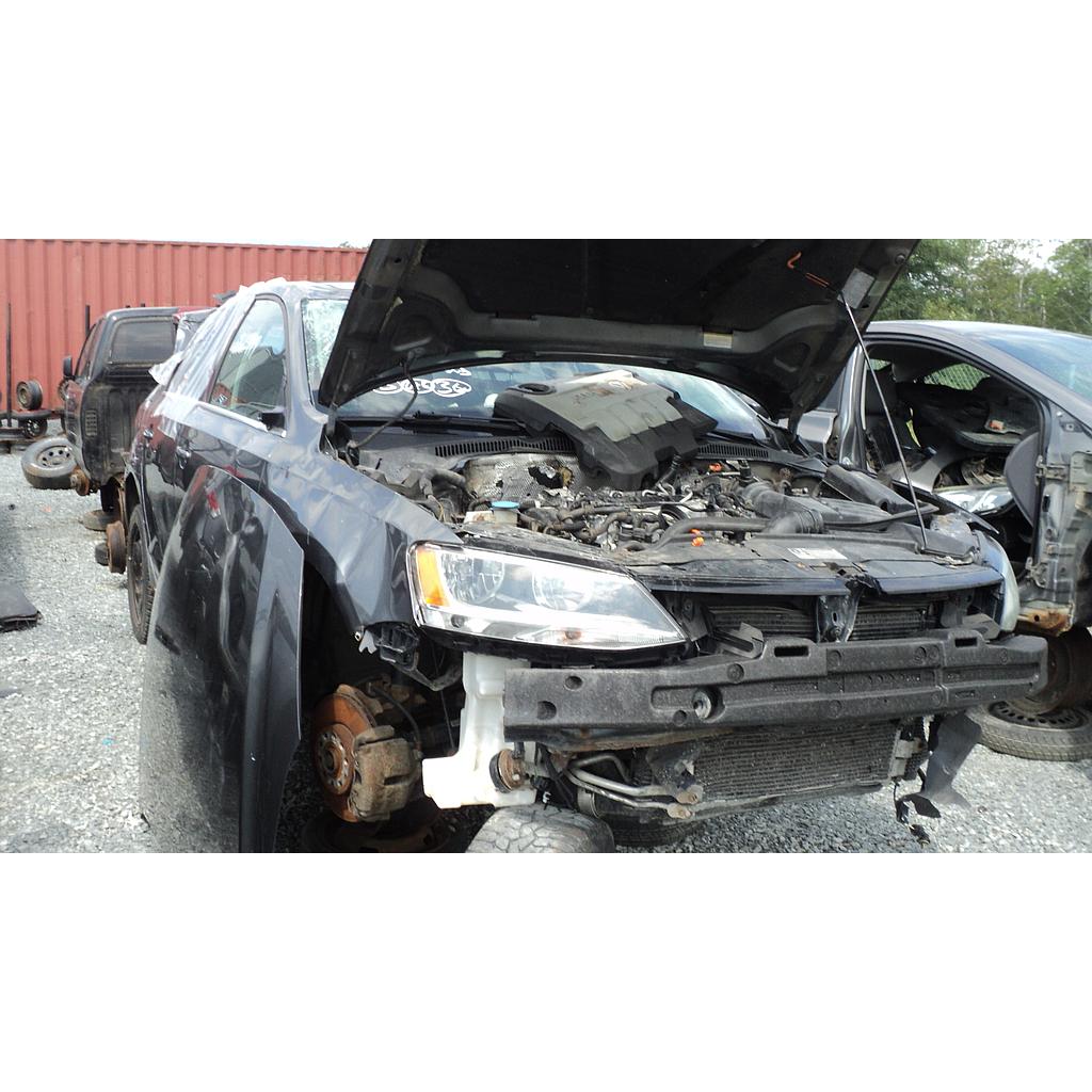 VOLKSWAGEN JETTA 2011