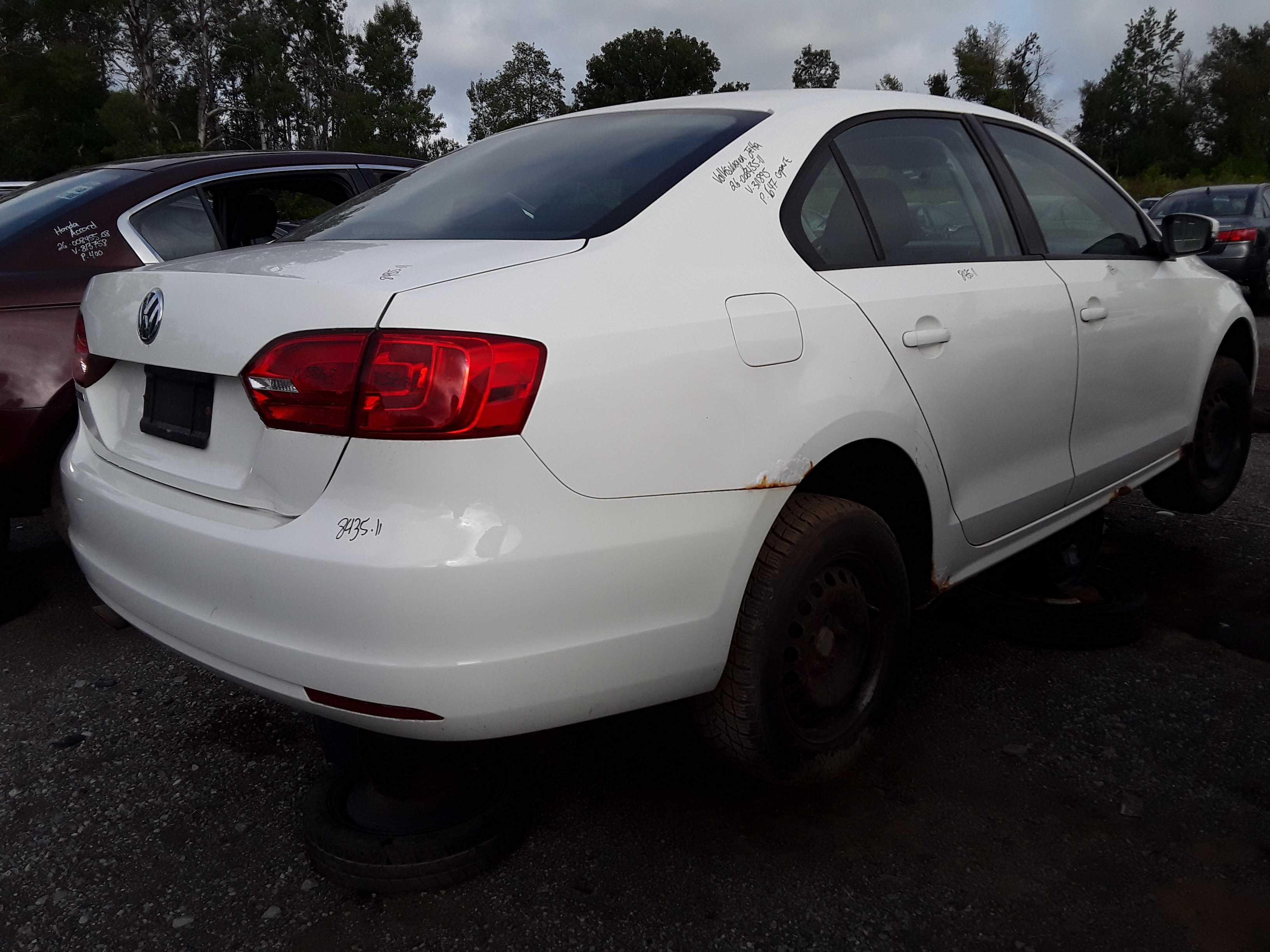 VOLKSWAGEN JETTA 2011