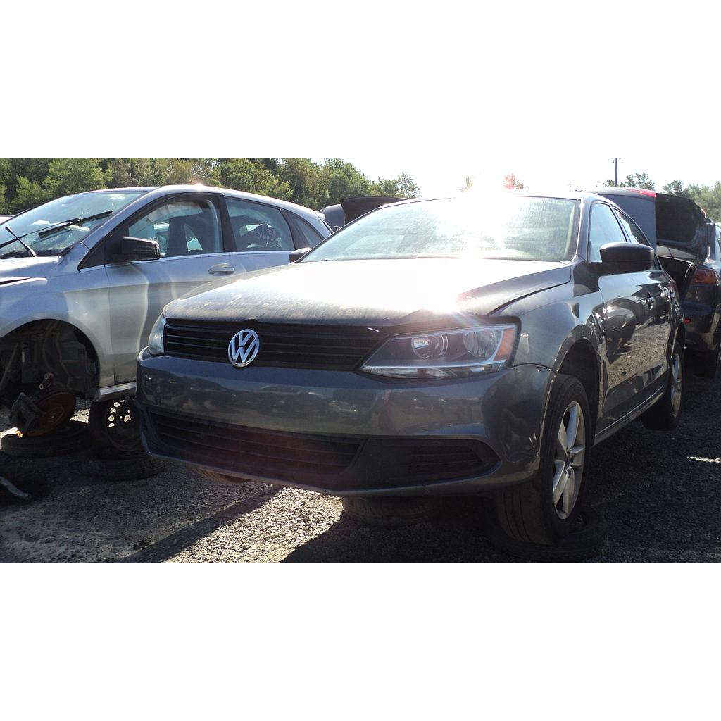 VOLKSWAGEN JETTA 2011