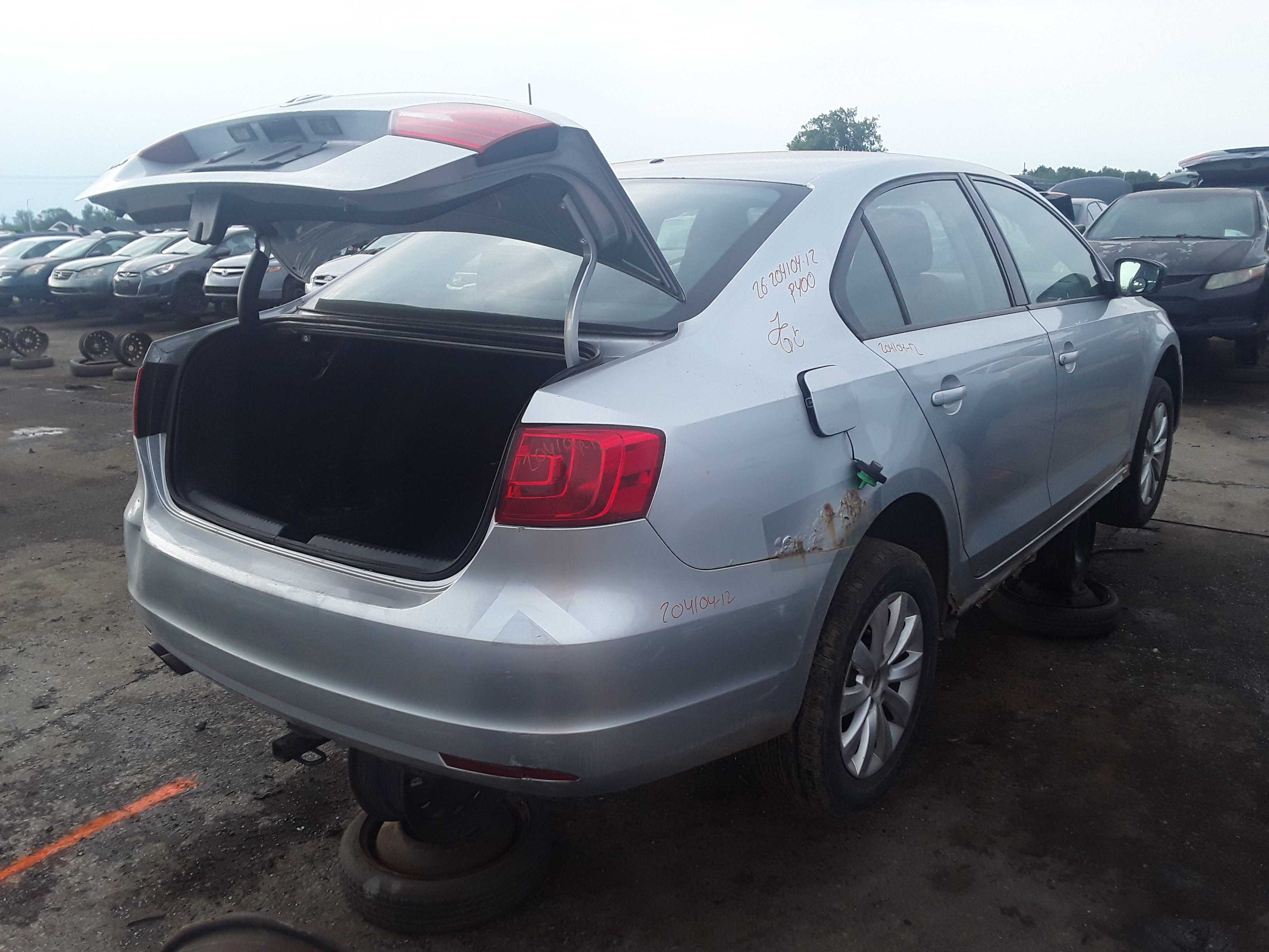VOLKSWAGEN JETTA 2012