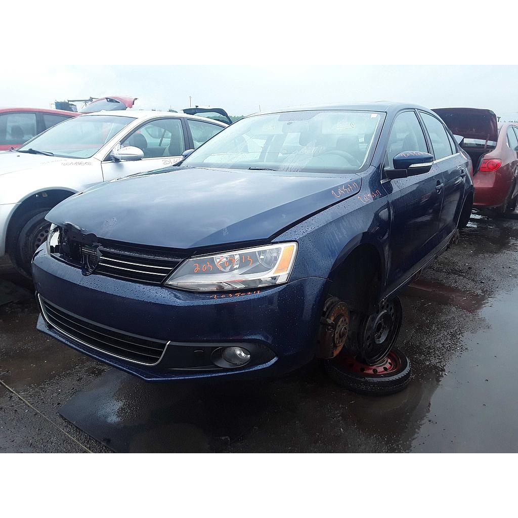 VOLKSWAGEN JETTA 2013