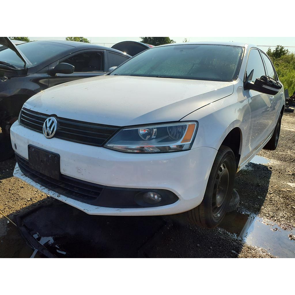 VOLKSWAGEN JETTA 2013
