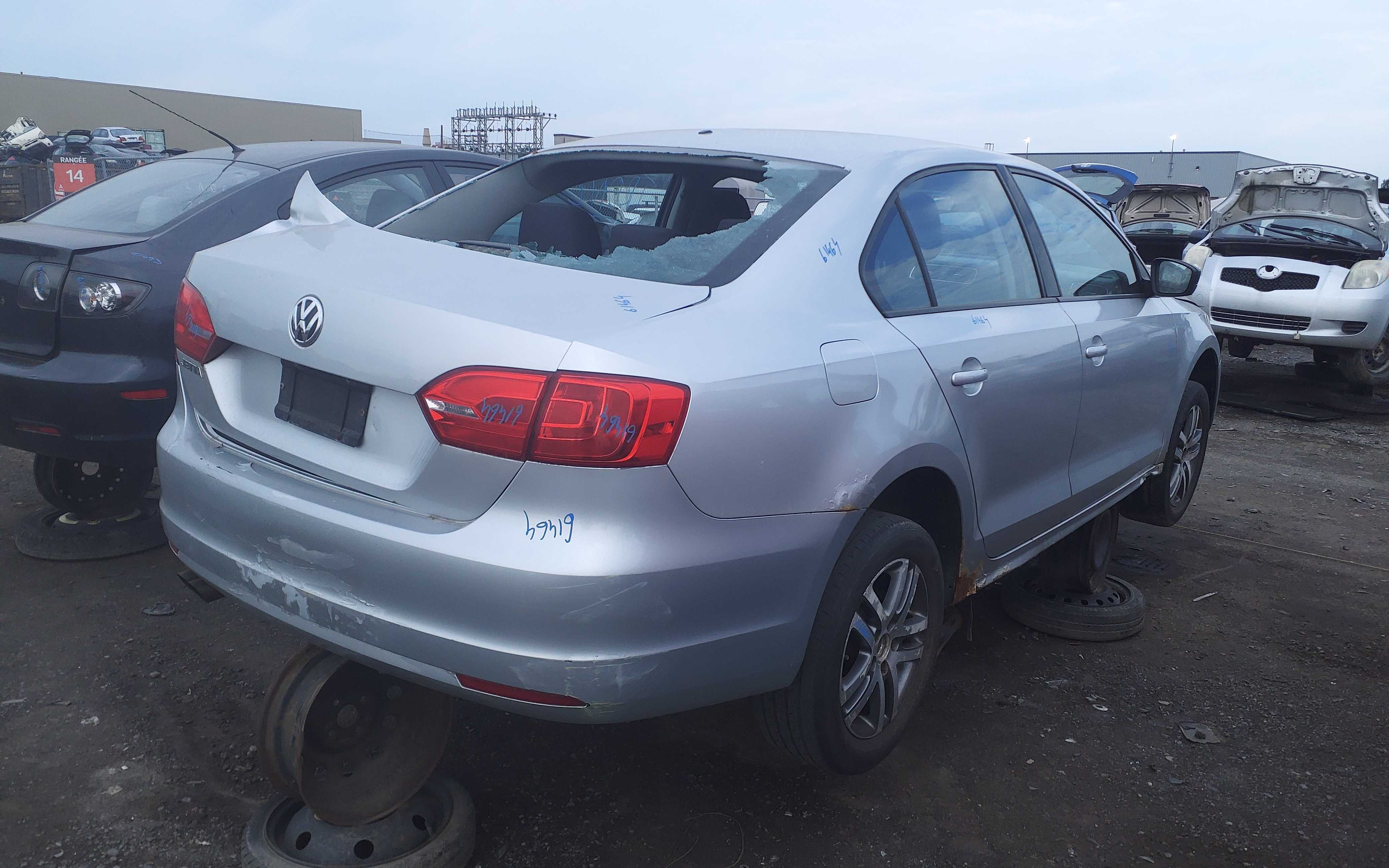 VOLKSWAGEN JETTA 2013