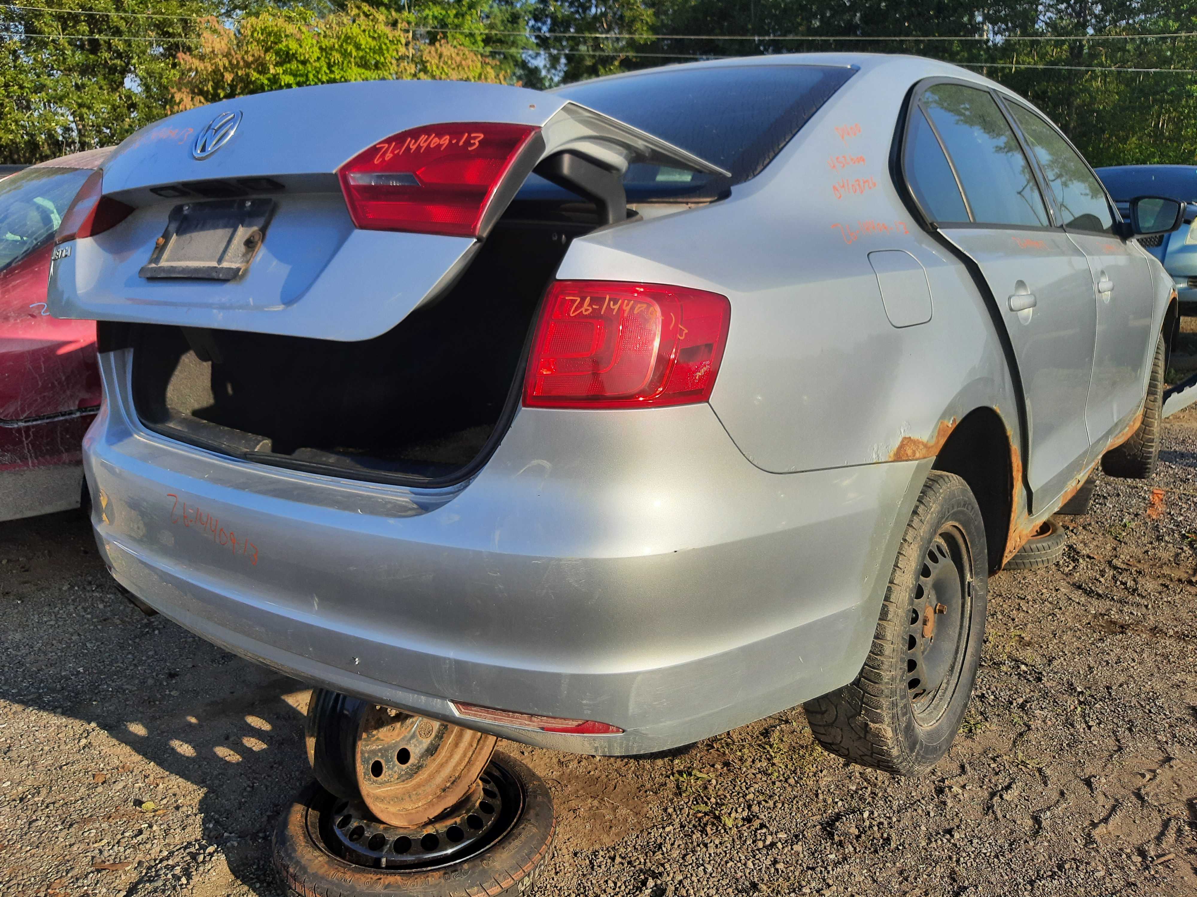 VOLKSWAGEN JETTA 2013