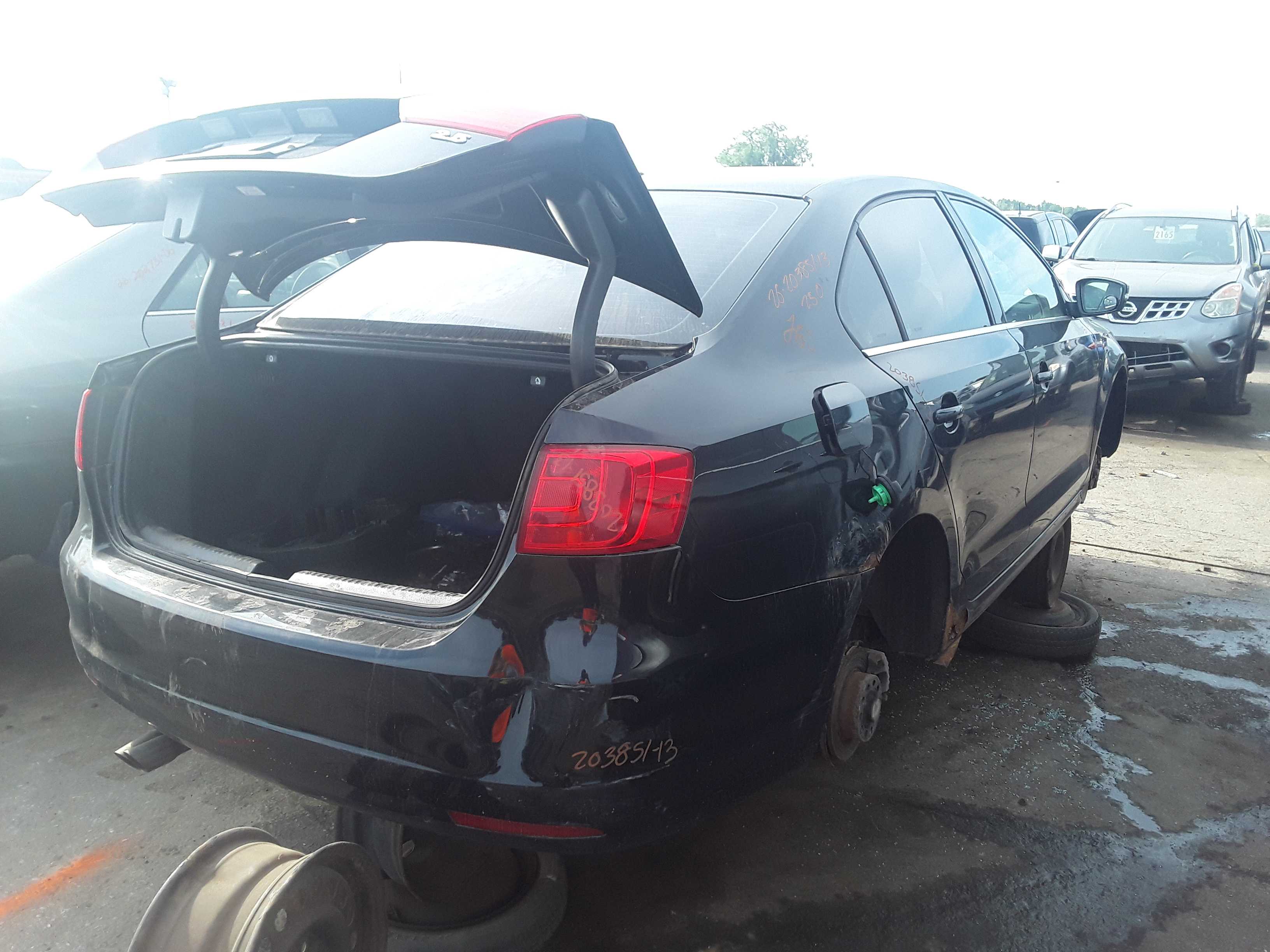 VOLKSWAGEN JETTA 2013