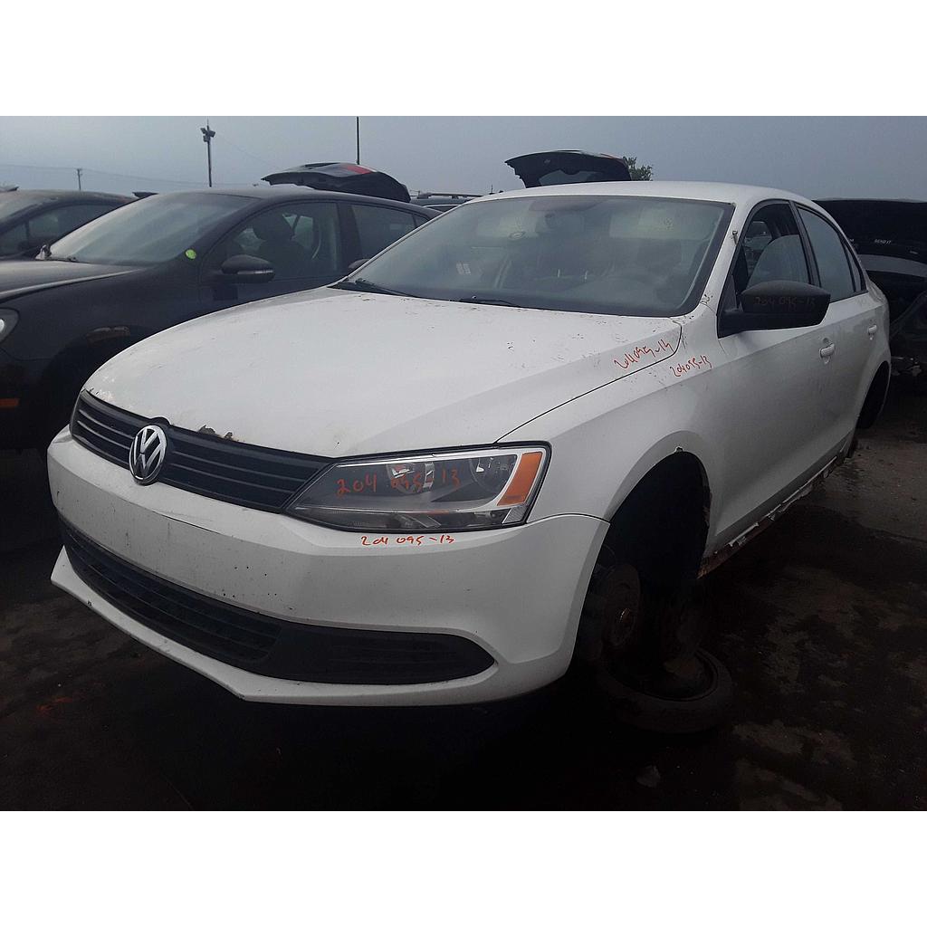 VOLKSWAGEN JETTA 2013
