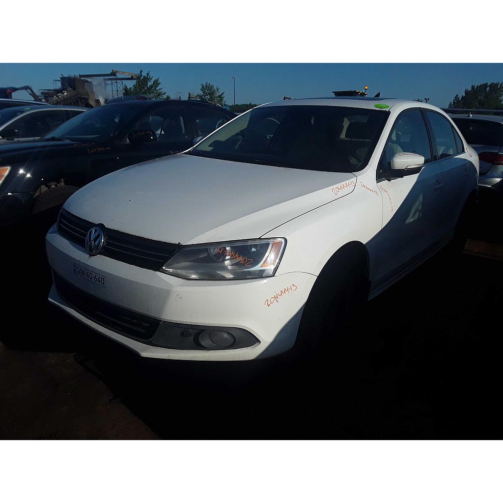VOLKSWAGEN JETTA 2013