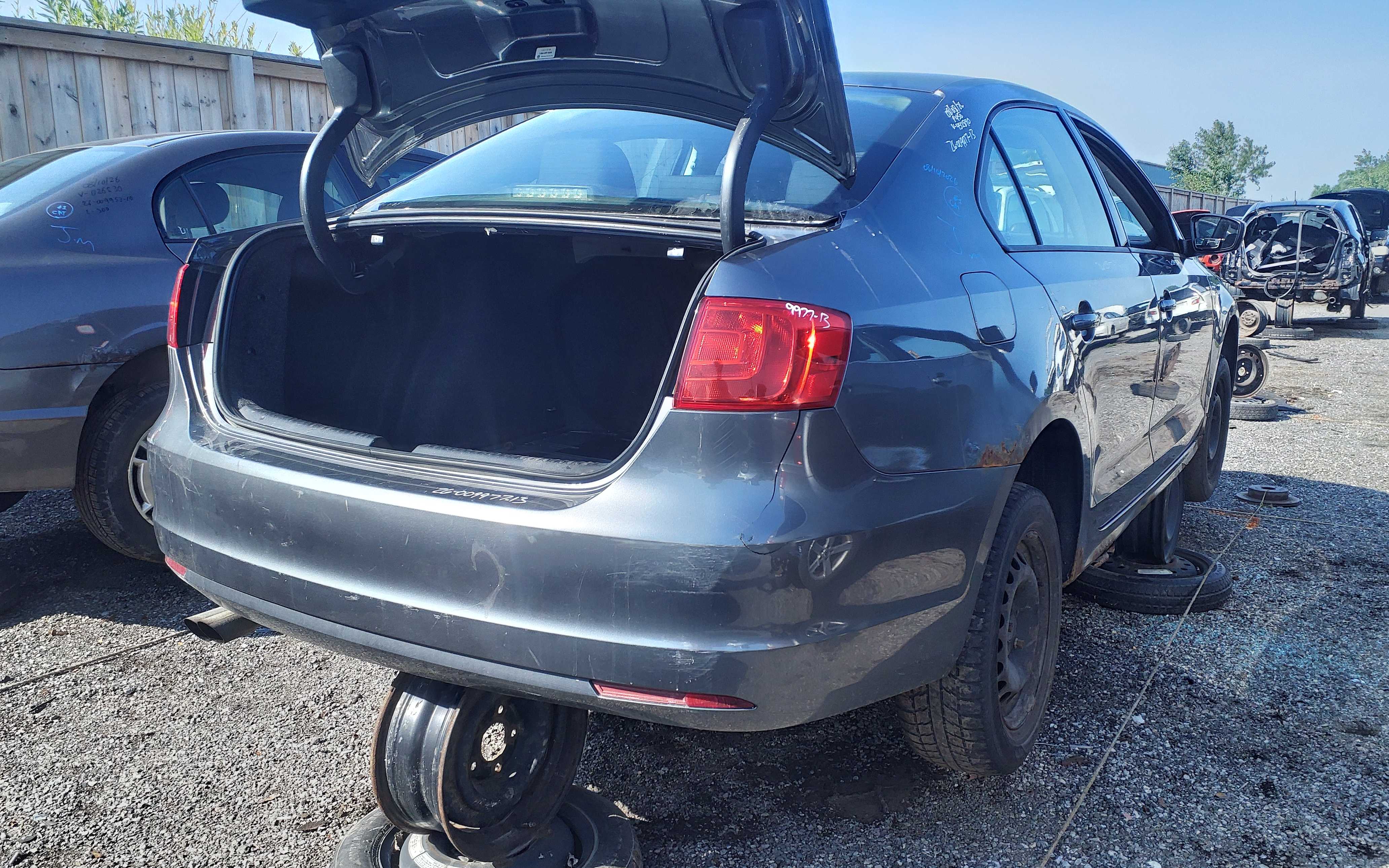 VOLKSWAGEN JETTA 2013