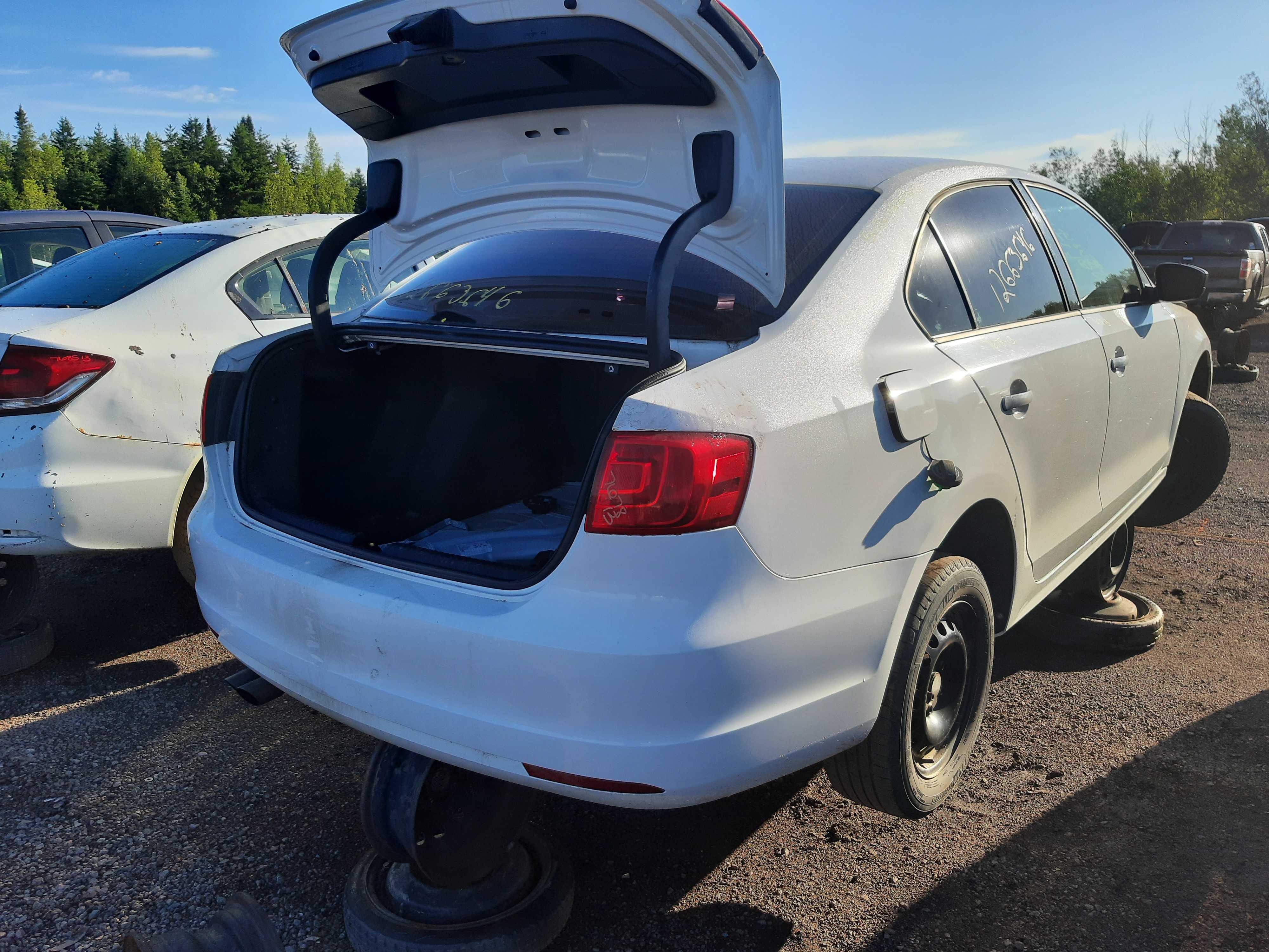VOLKSWAGEN JETTA 2013