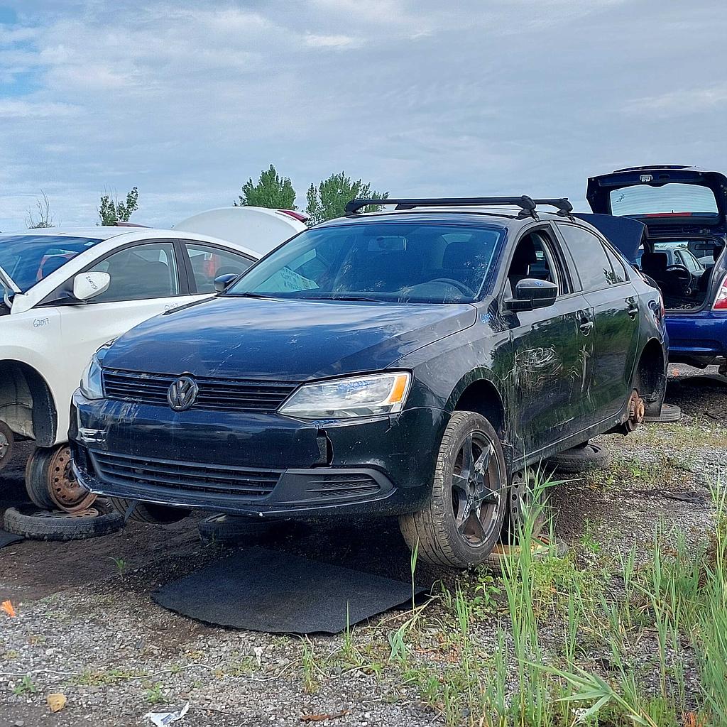 VOLKSWAGEN JETTA 2013