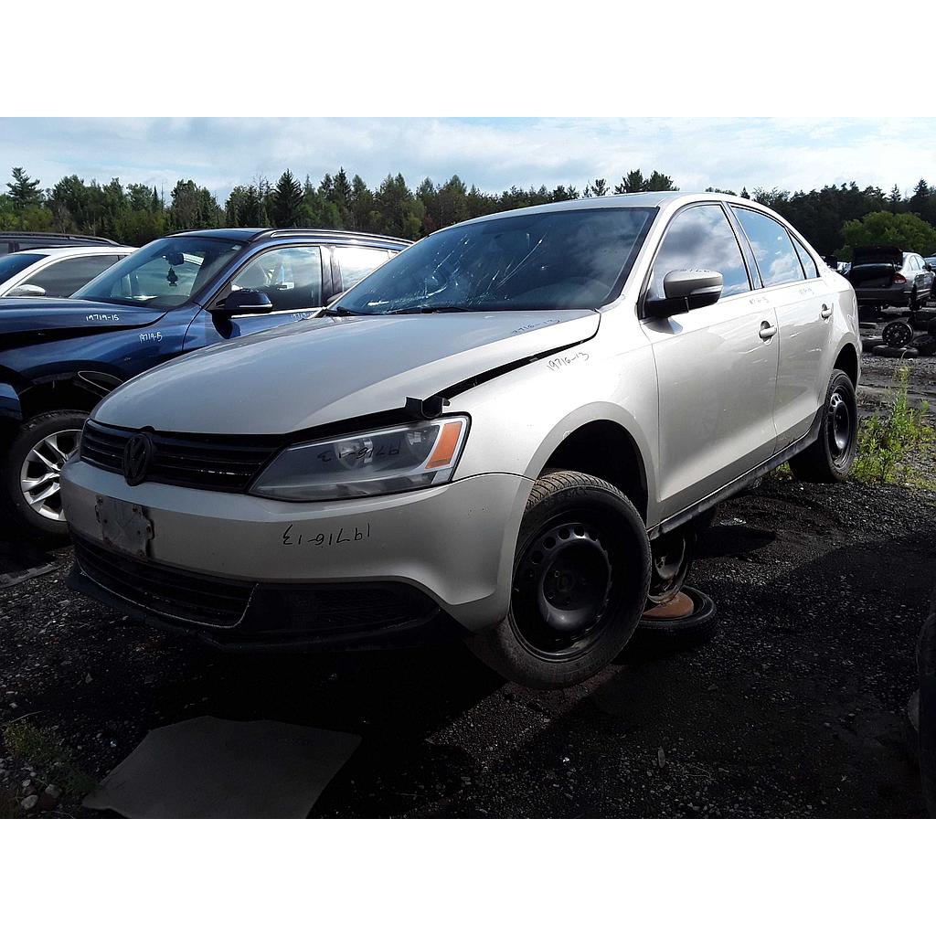 VOLKSWAGEN JETTA 2013