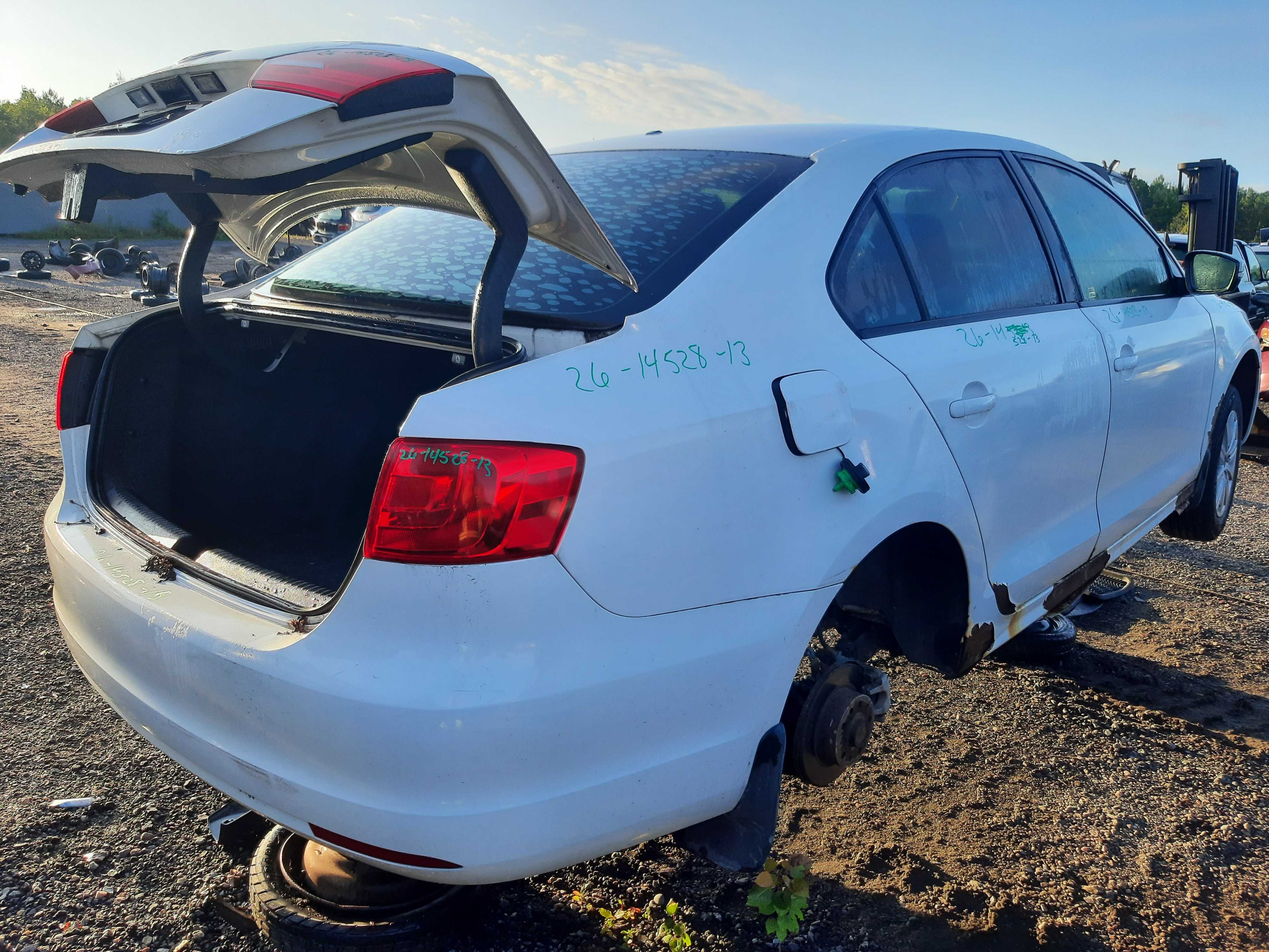 VOLKSWAGEN JETTA 2013