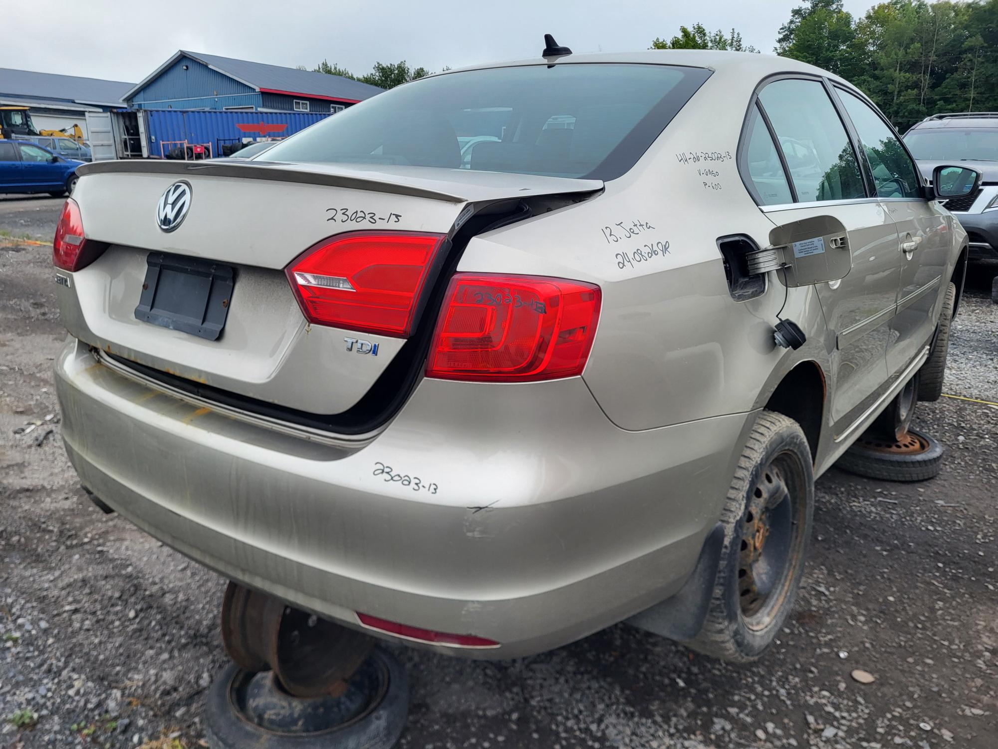 VOLKSWAGEN JETTA 2013