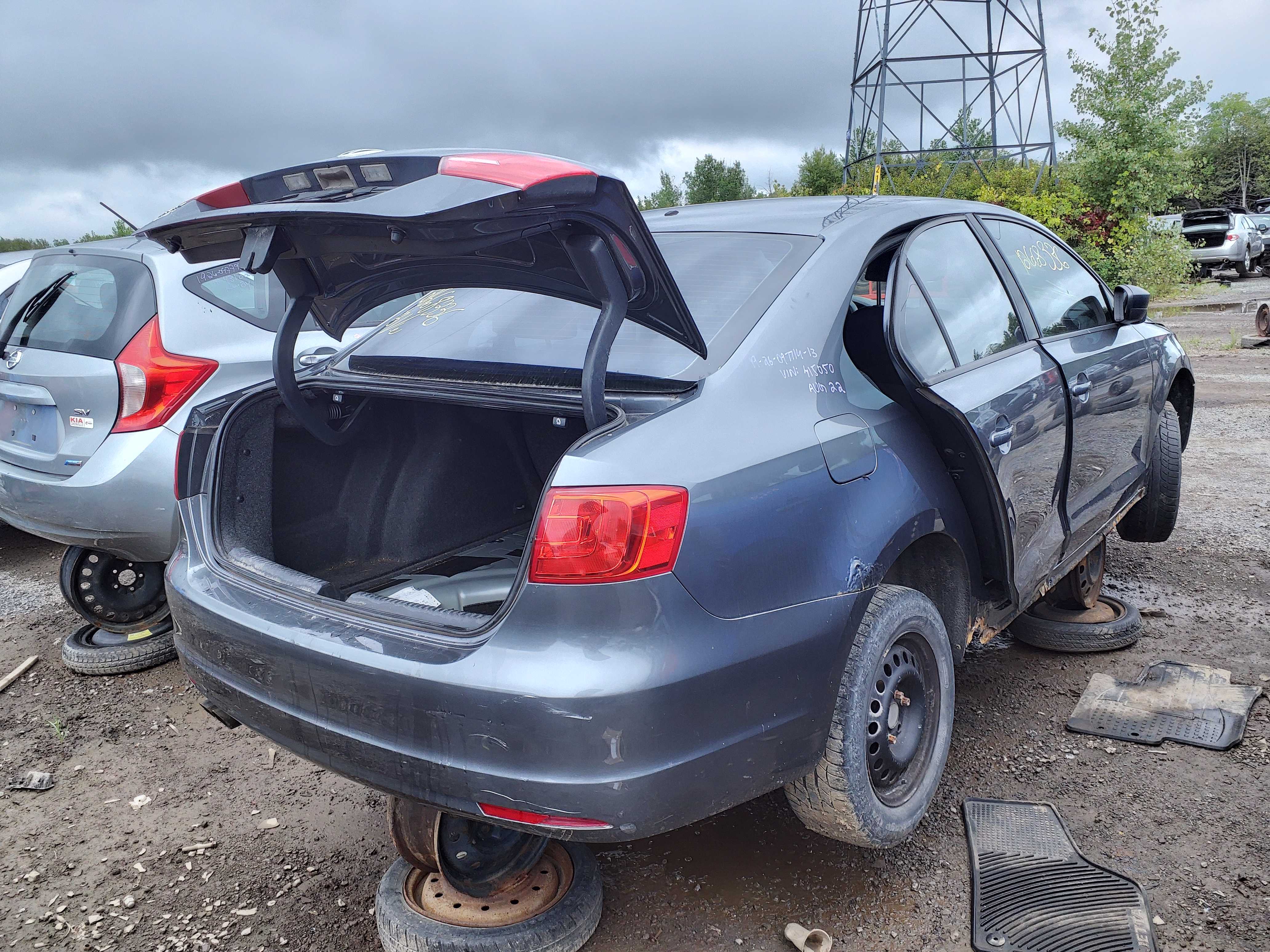 VOLKSWAGEN JETTA 2013