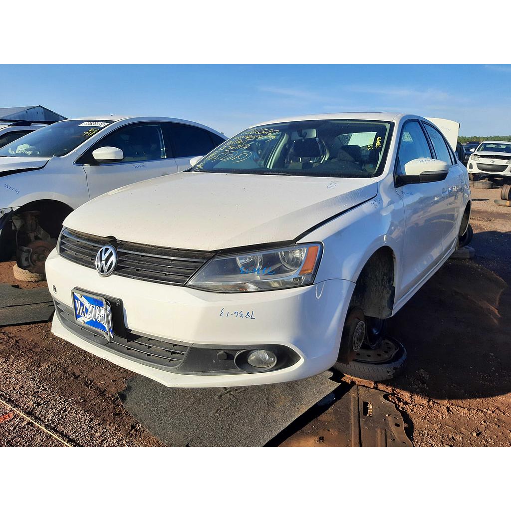 VOLKSWAGEN JETTA 2013