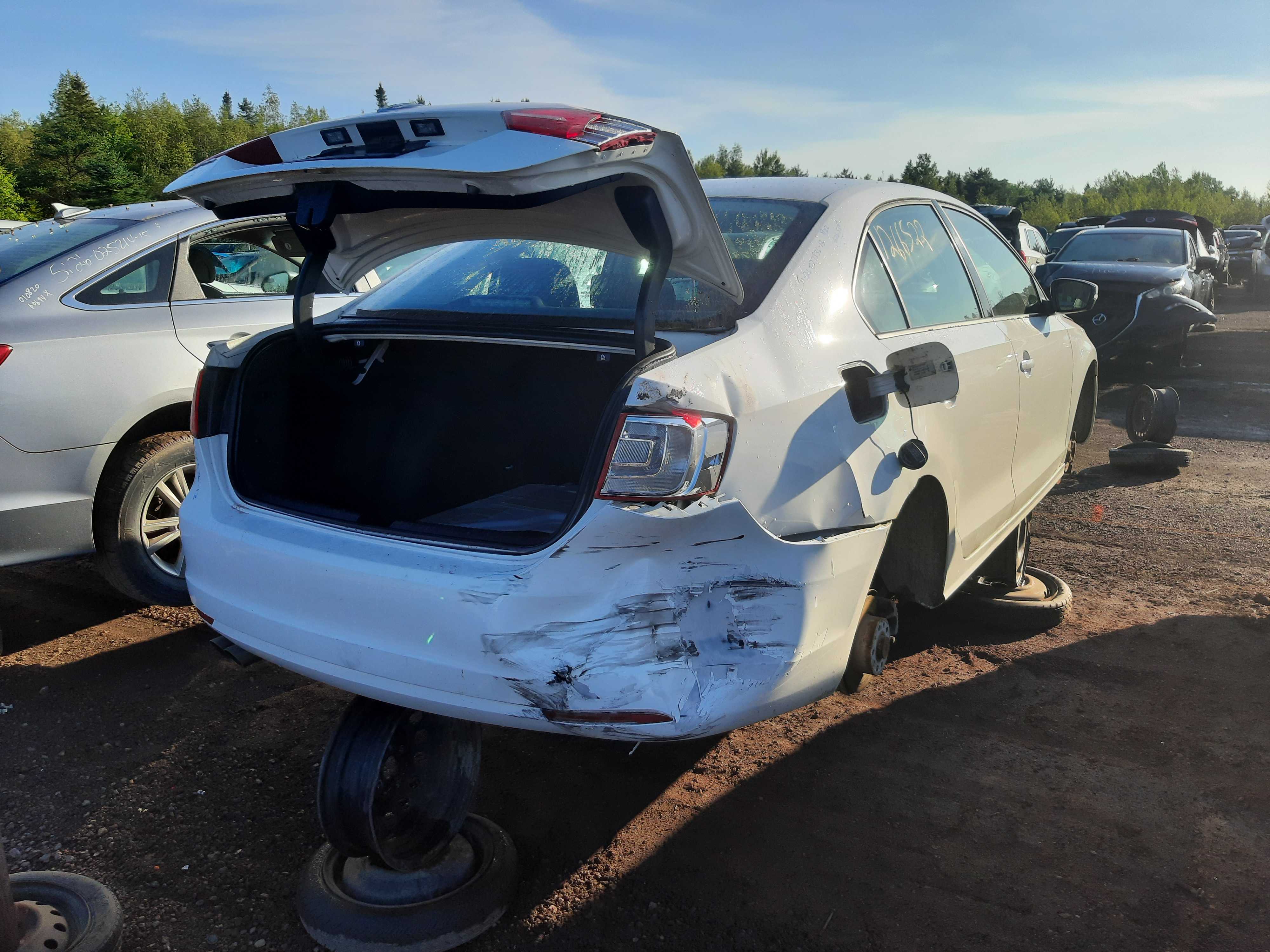 VOLKSWAGEN JETTA 2013