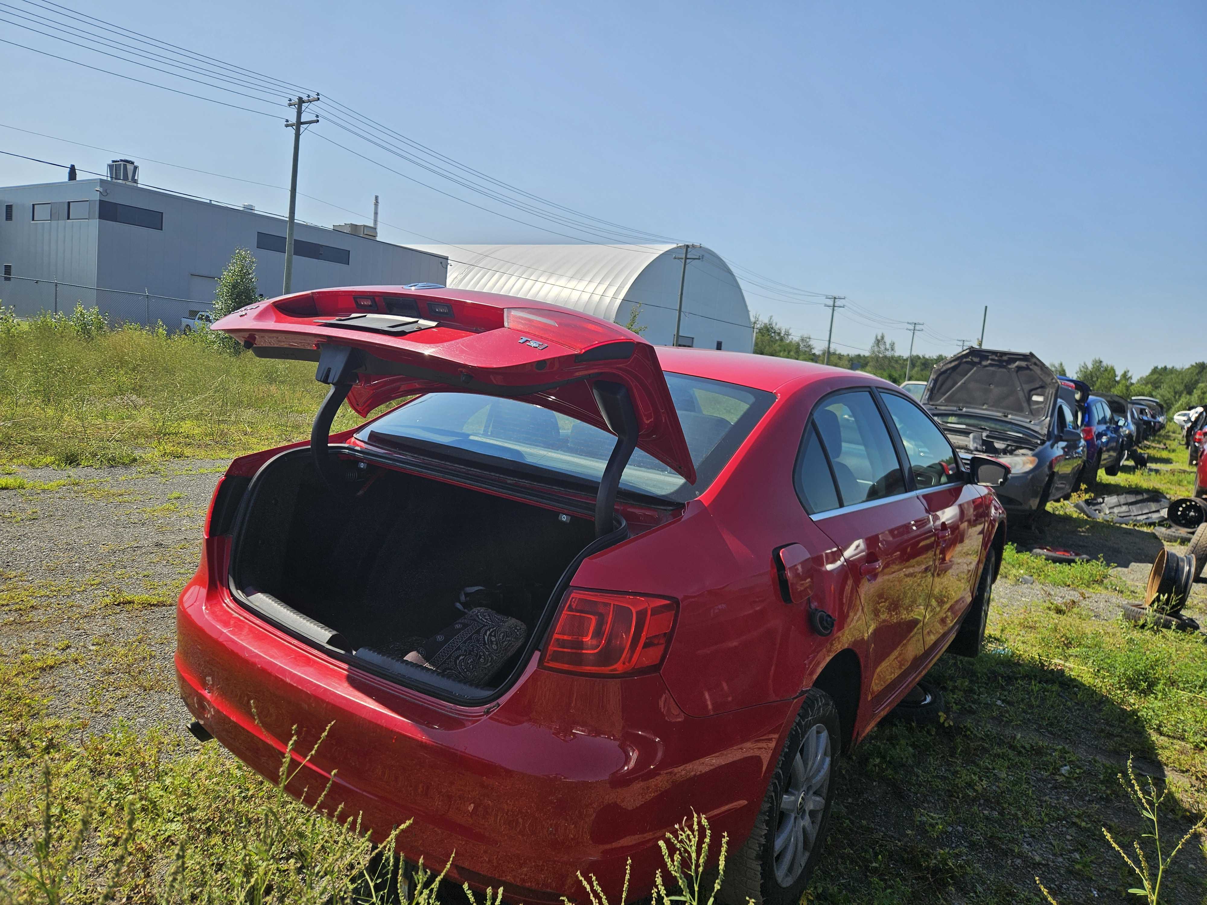 VOLKSWAGEN JETTA 2014