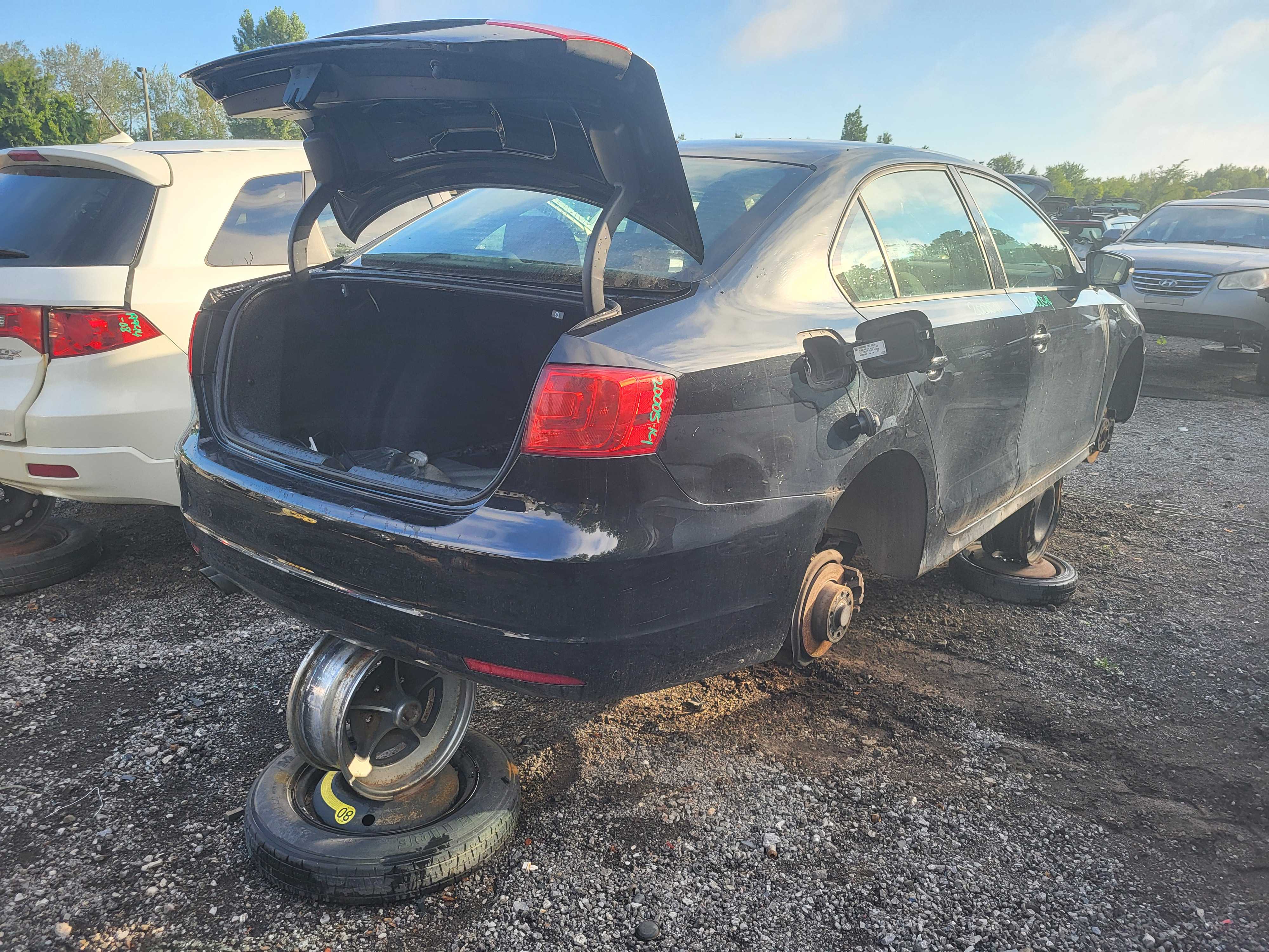 VOLKSWAGEN JETTA 2014