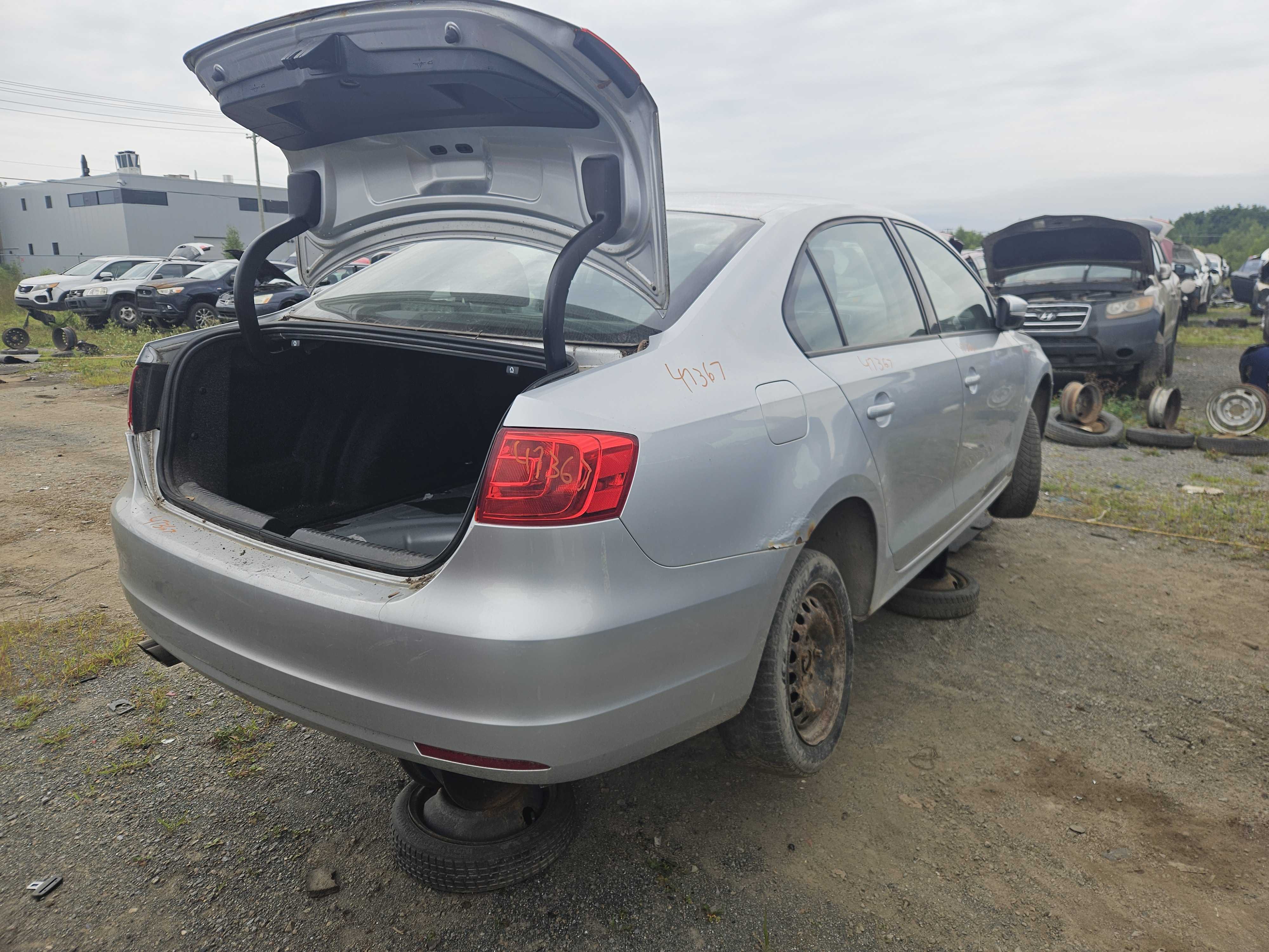 VOLKSWAGEN JETTA 2014